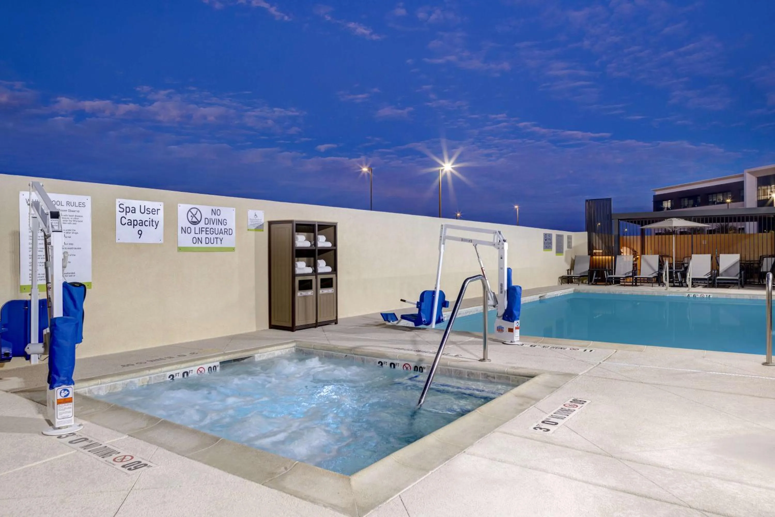 Pool view in Home2 Suites By Hilton Las Vegas Southwest I-215 Curve