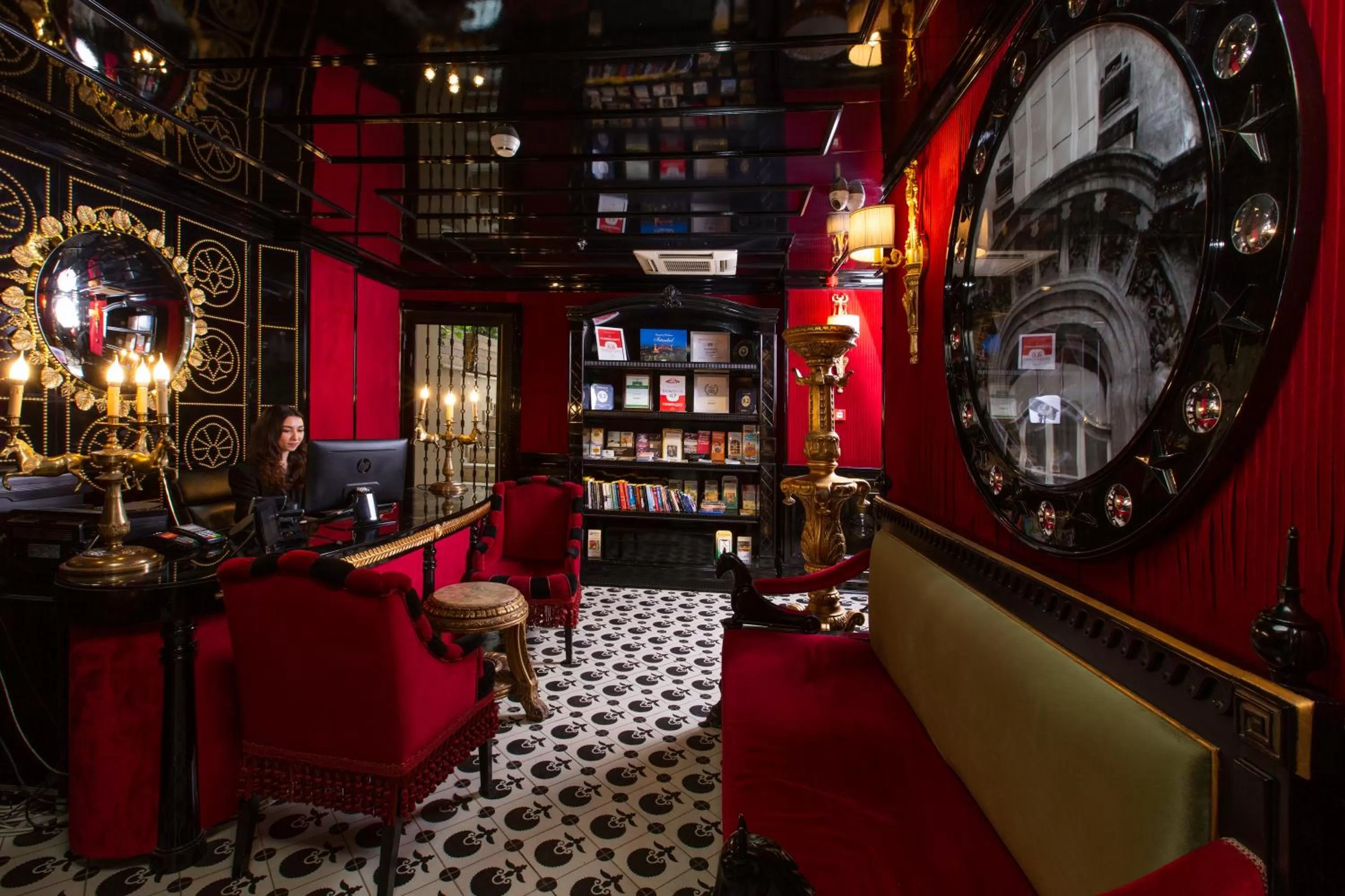 Library in Premist Hotels Sultanahmet