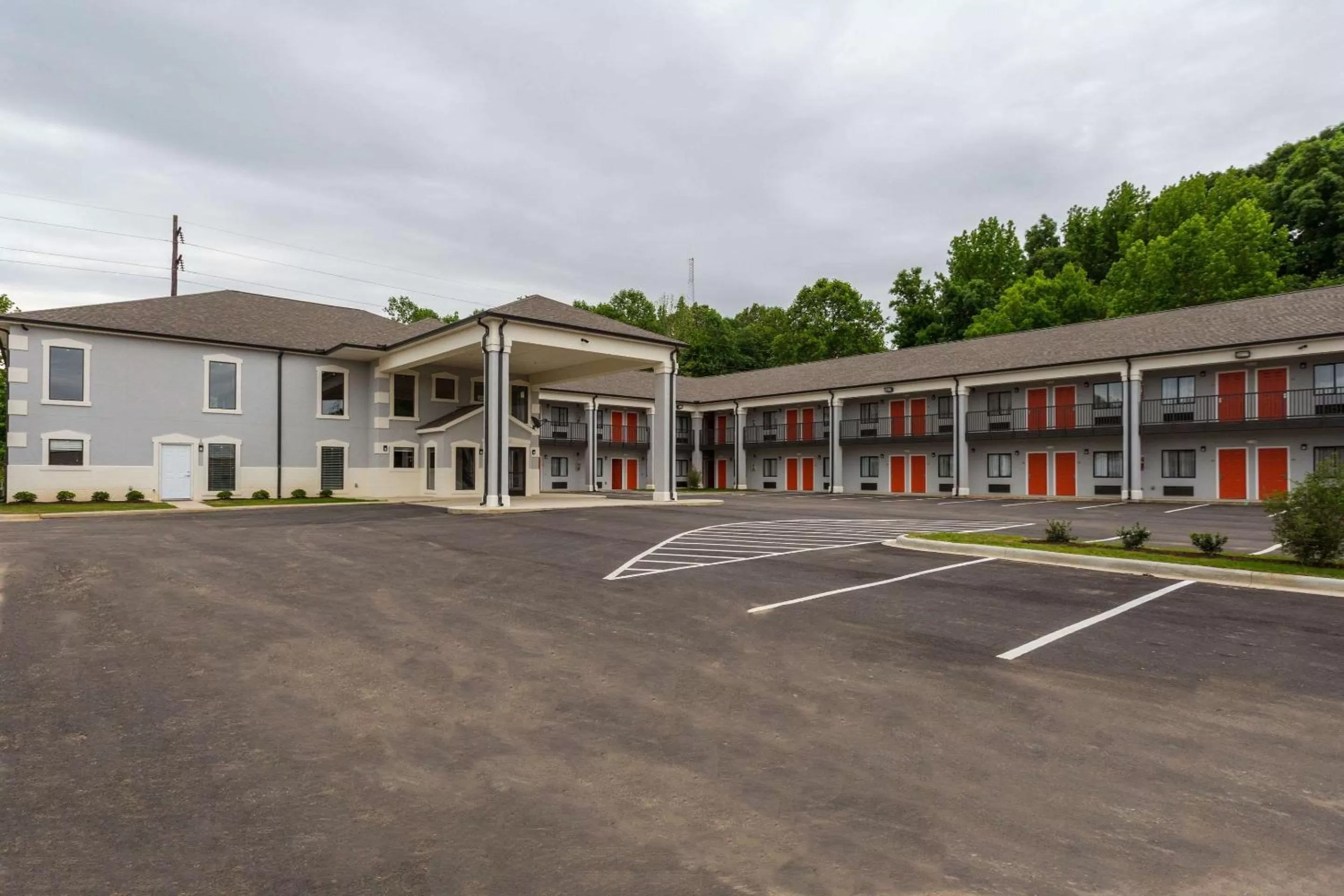 Property building in Econo Lodge Forrest City I-40