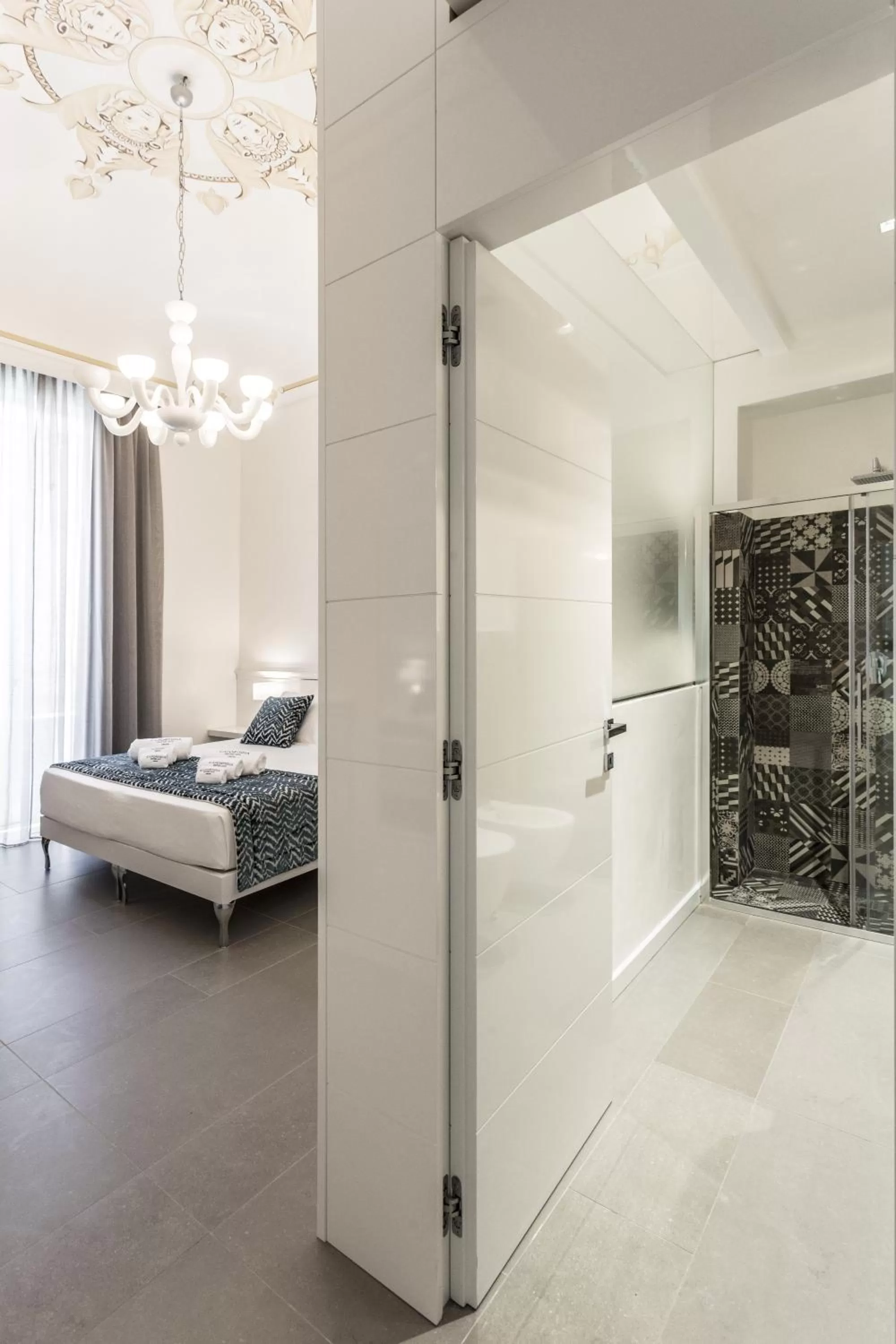 Bed in Caportigia Boutique Hotel