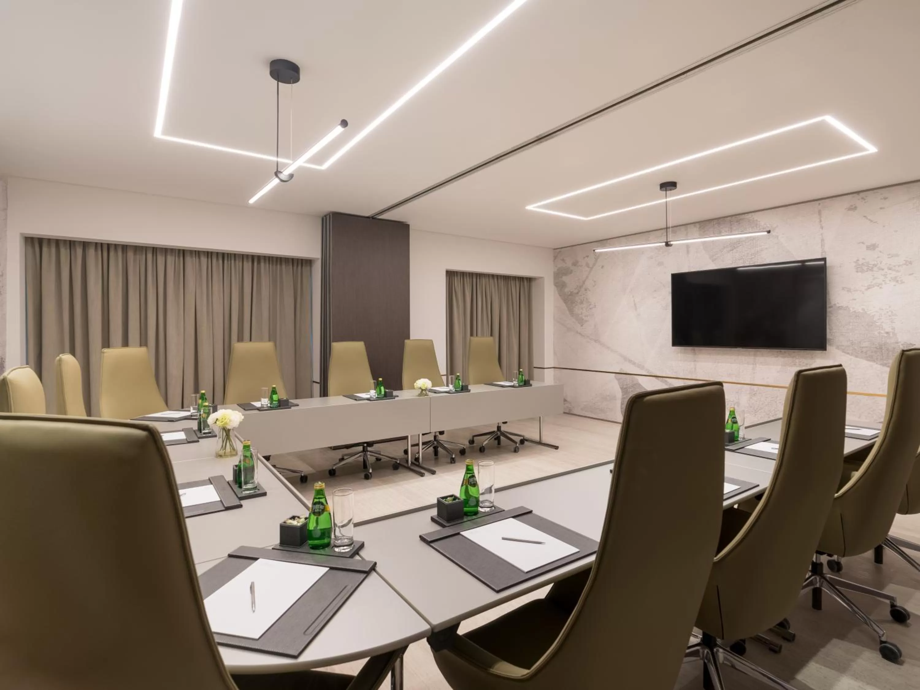 Meeting/conference room in Fairmont Ramla Riyadh