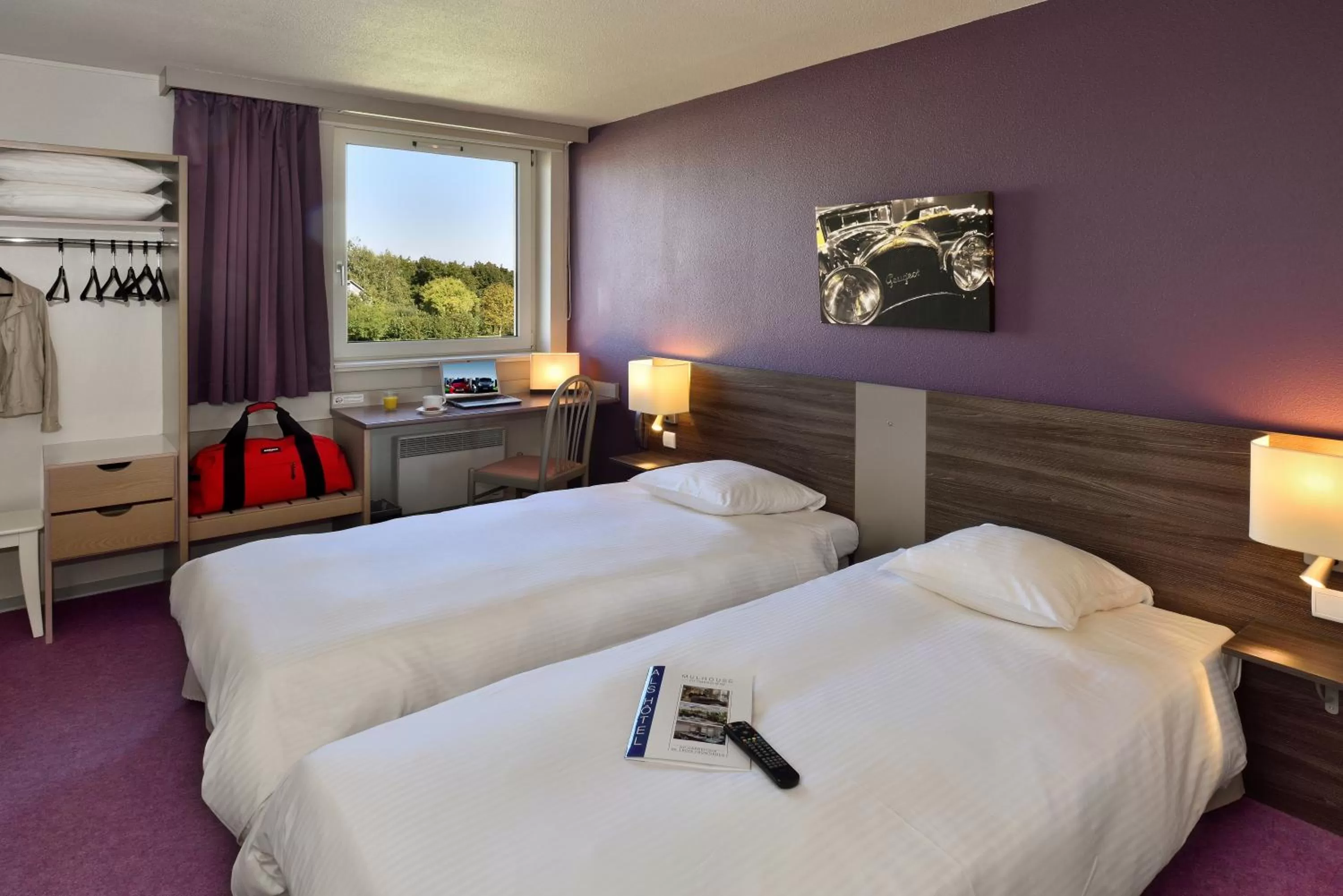 Photo of the whole room, Bed in Als Hôtel