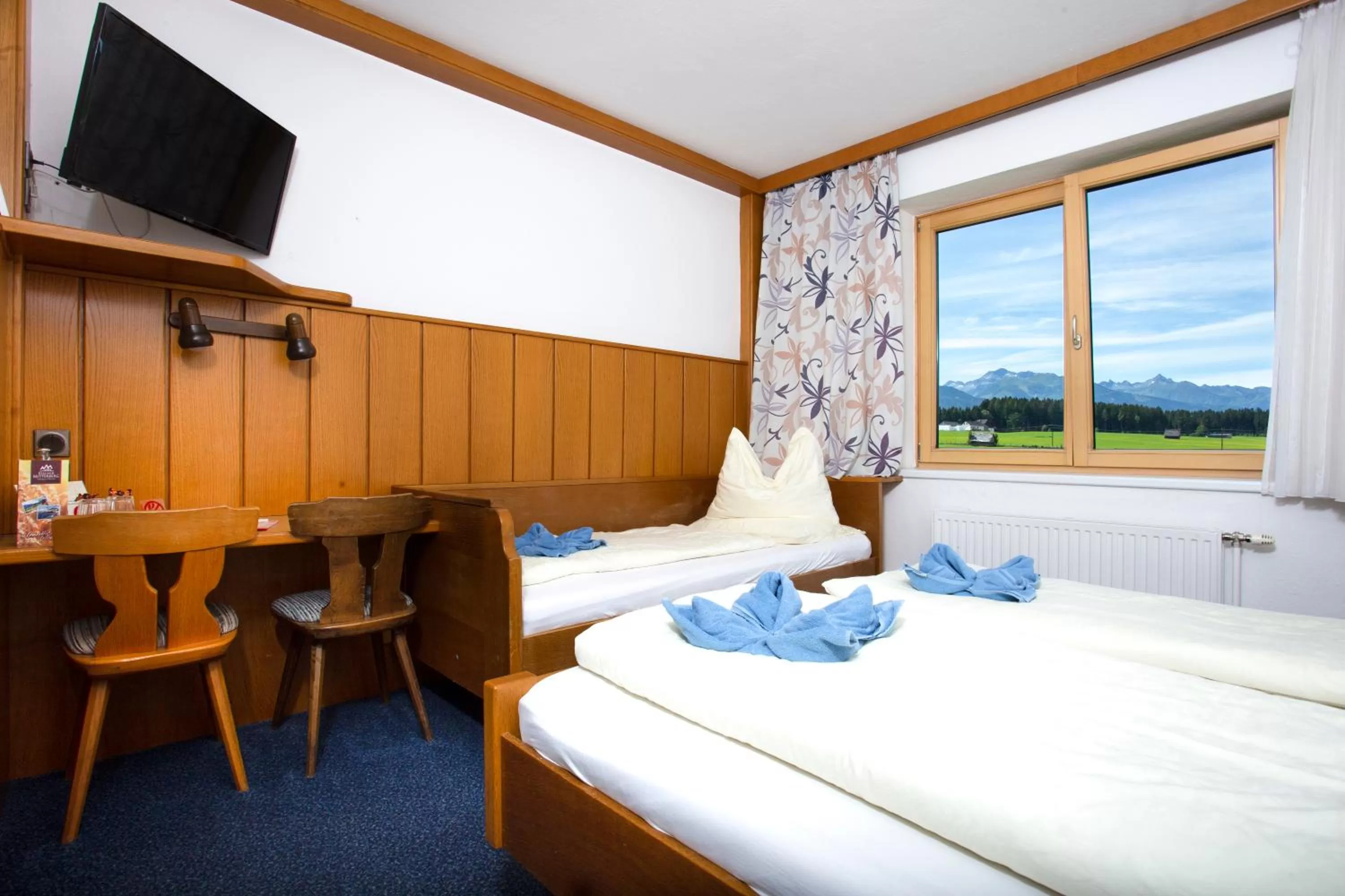 Photo of the whole room, Bed in Berghof Mitterberg