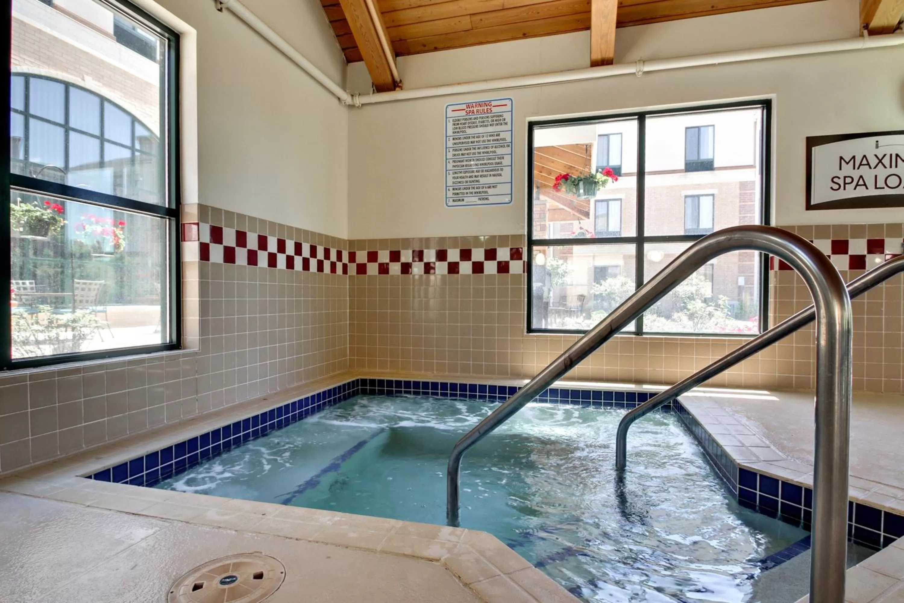 Swimming pool in Staybridge Suites Middleton/Madison-West by IHG