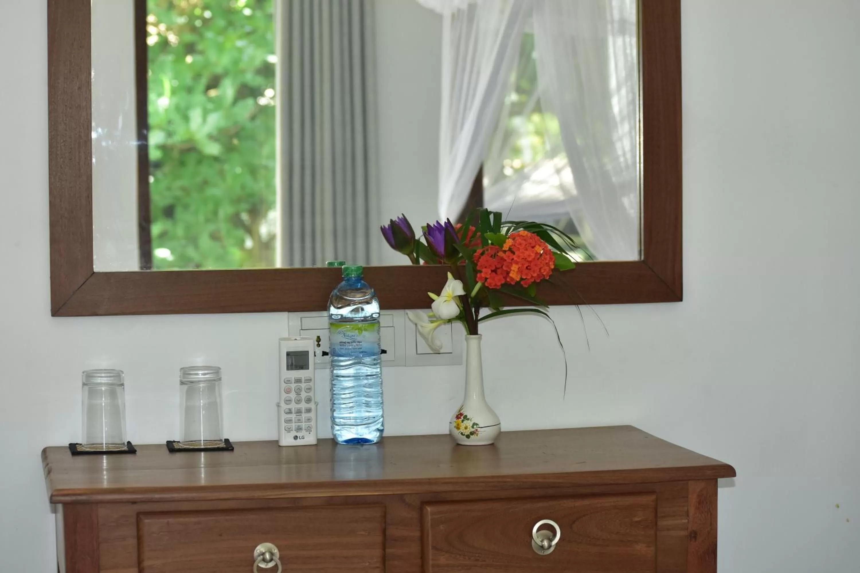 Bedroom in Green Almond Hotel