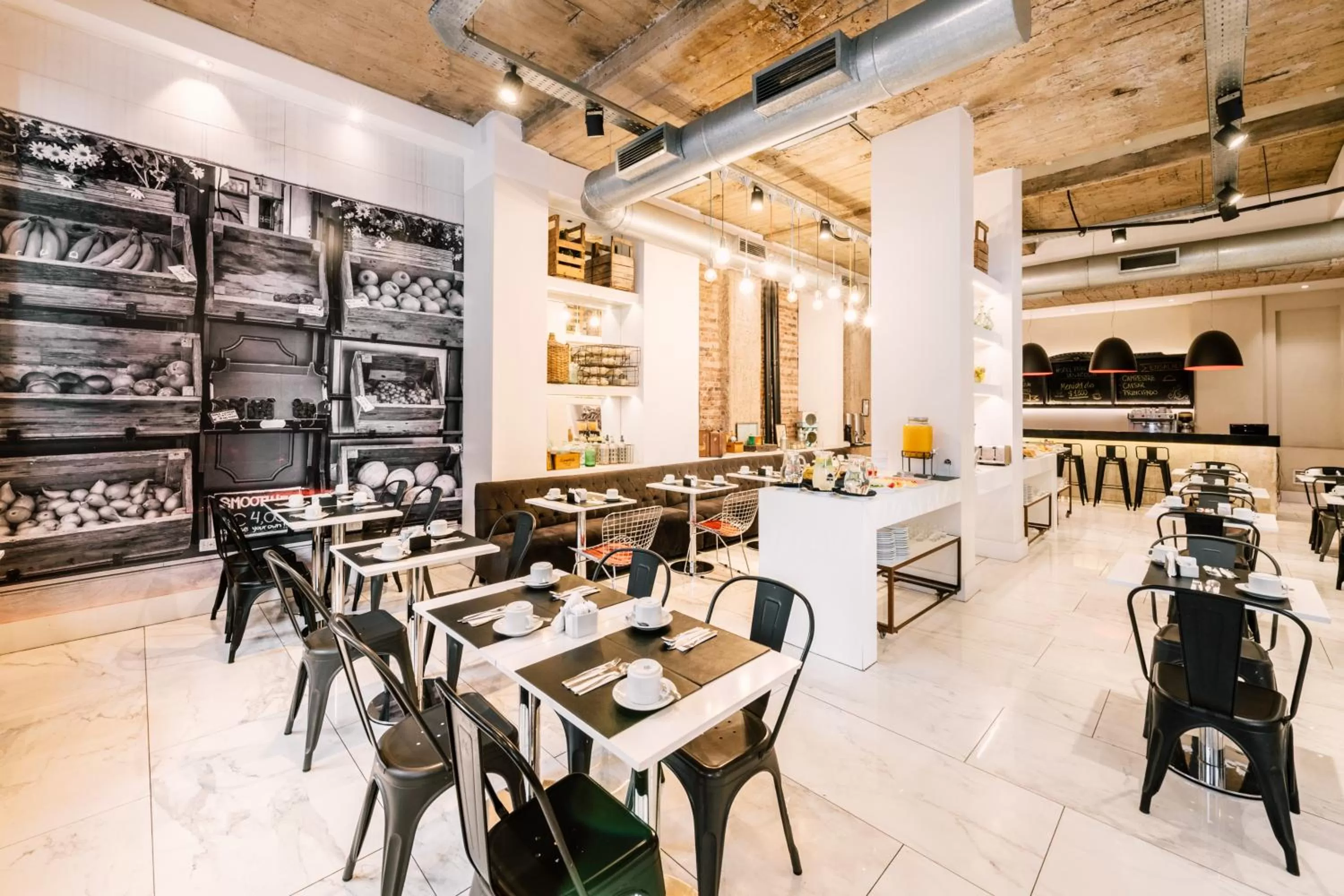 Restaurant/places to eat in Principado Downtown