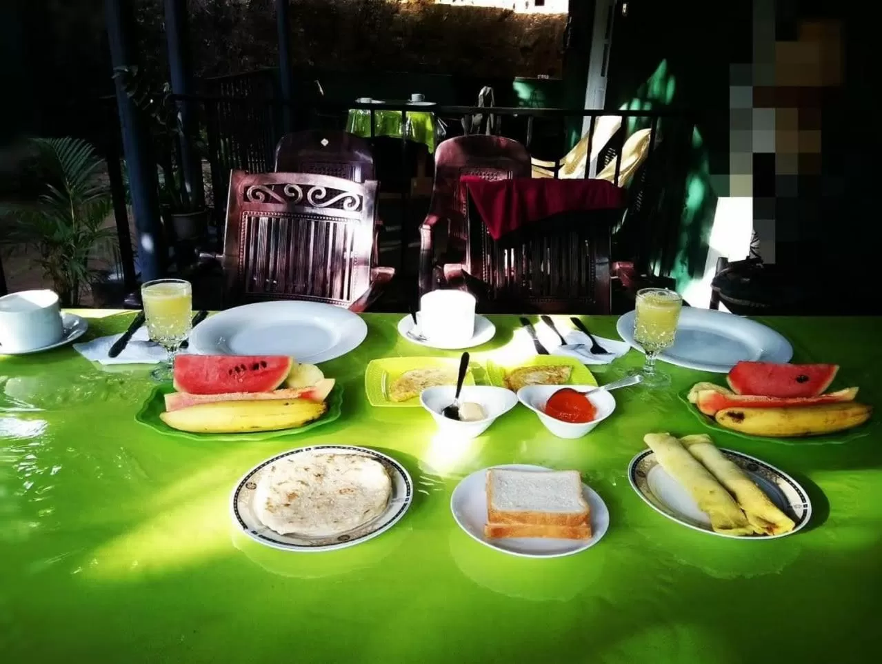 Breakfast in Green Lantern