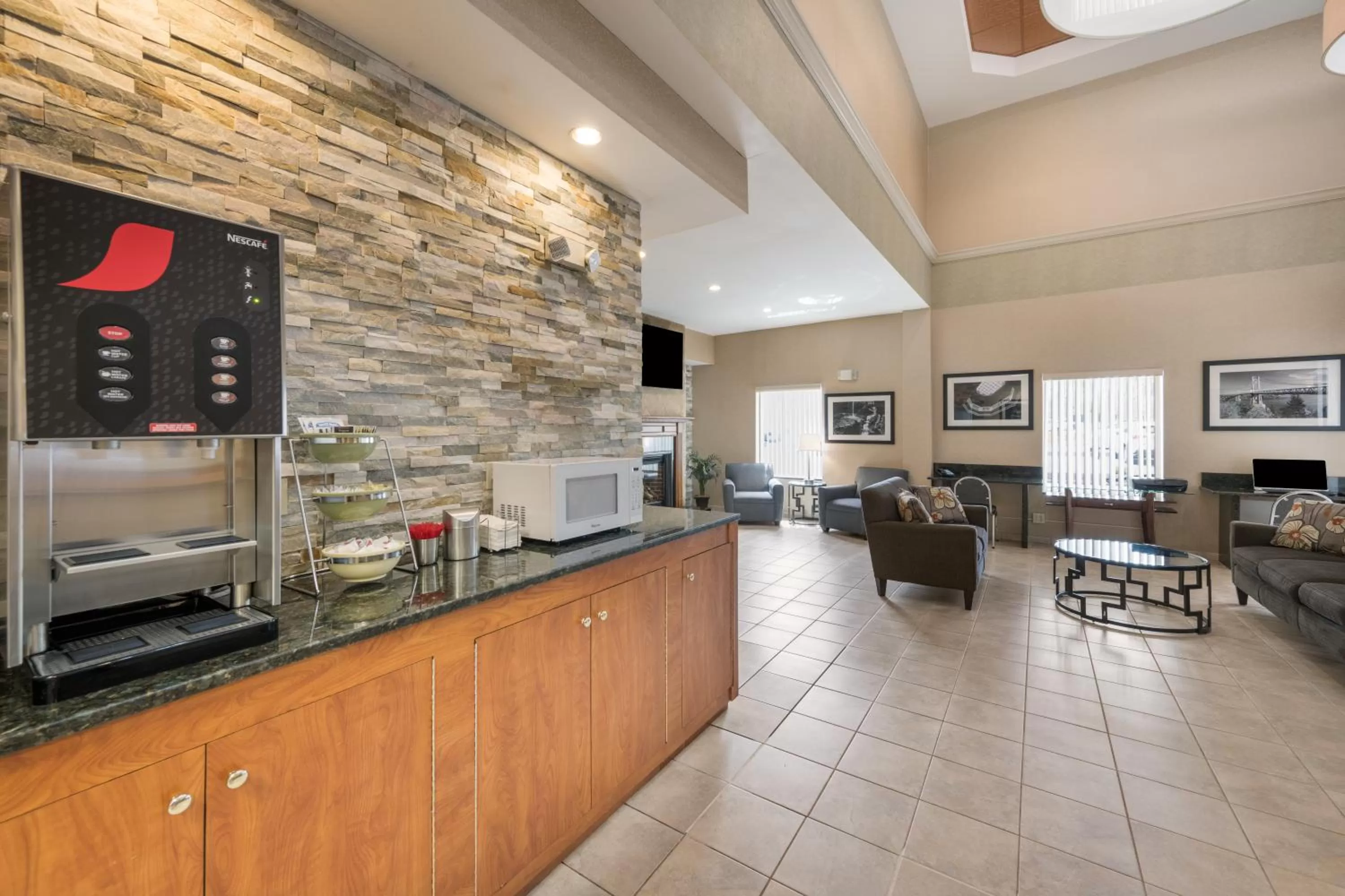 Lobby or reception in Quality Inn & Suites Fishkill South near I-84