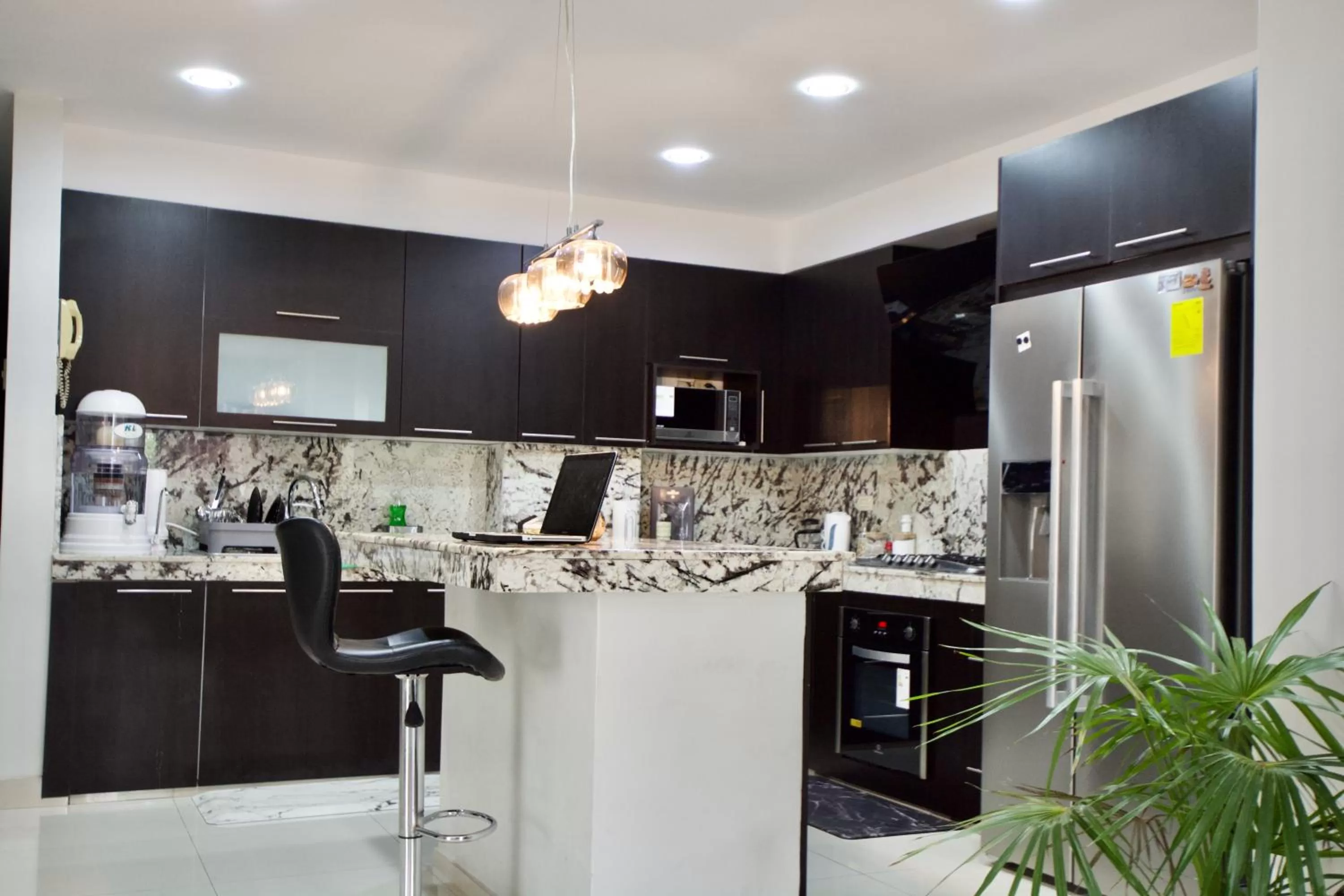 kitchen, Kitchen/Kitchenette in Pepe's House Guayaquil I Self Check-In MicroHotel