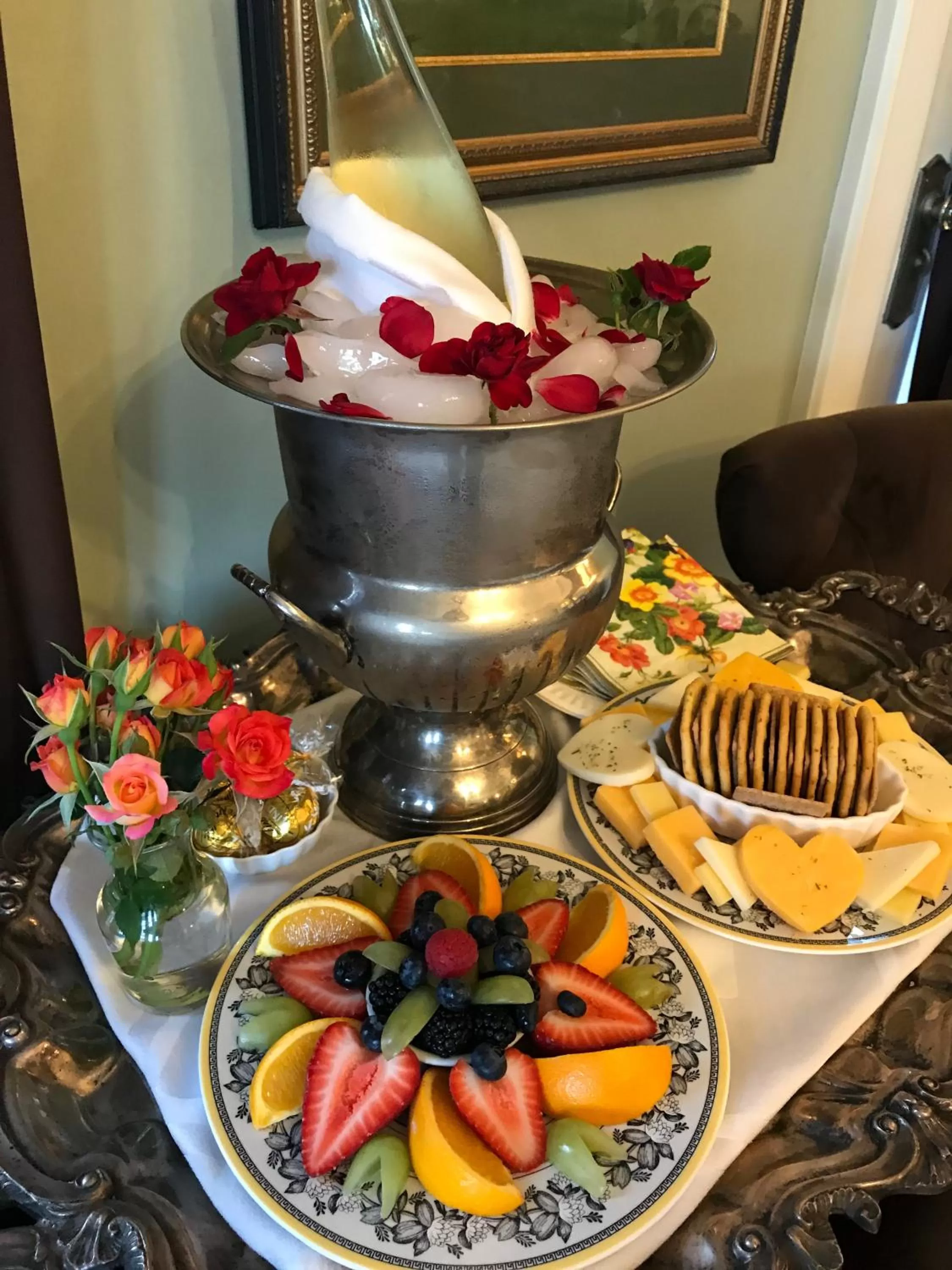 Food and drinks in The Inn on Knowles Hill Bed & Breakfast Hotel