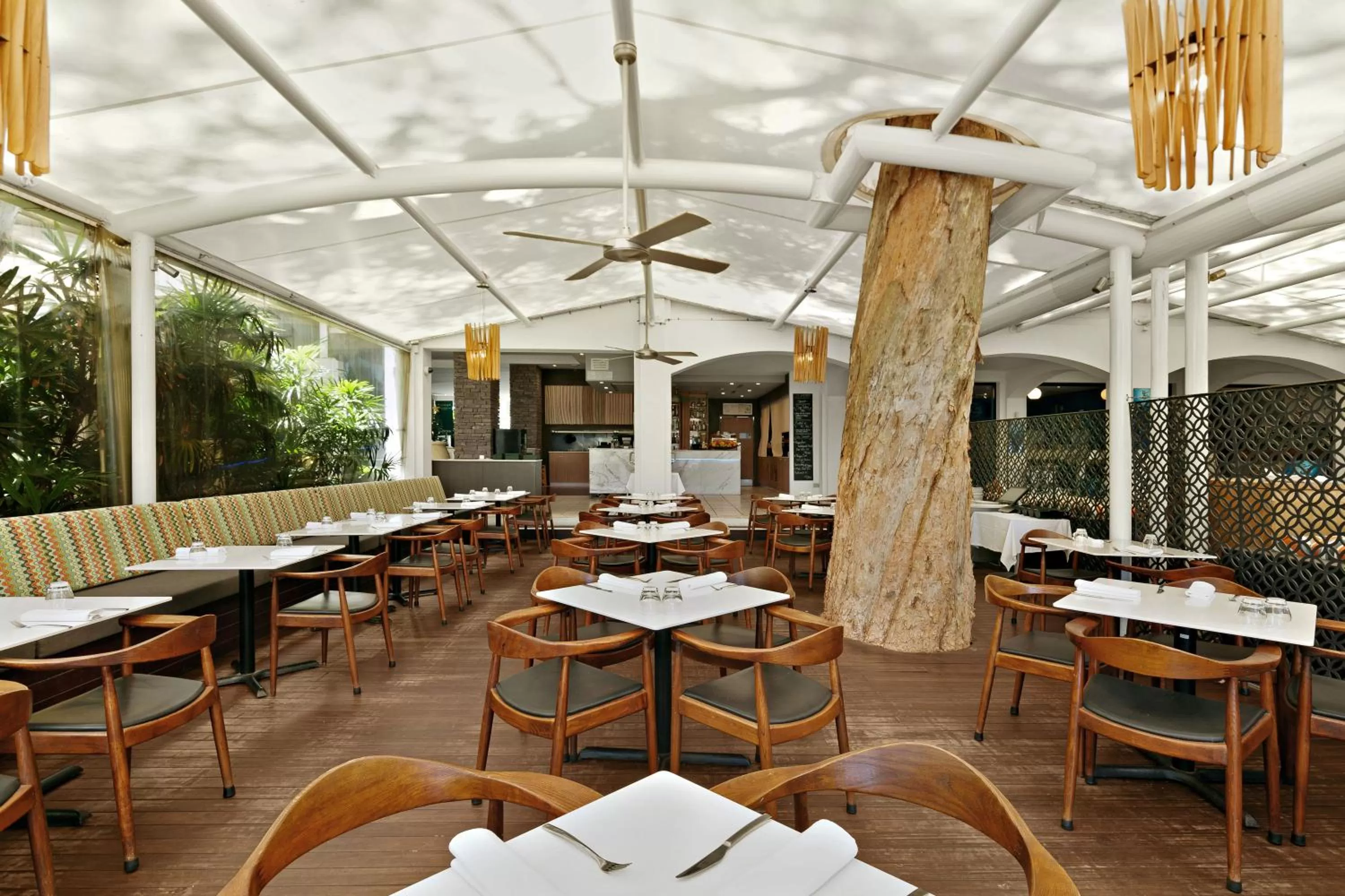 Restaurant/places to eat in Peppers Beach Club & Spa