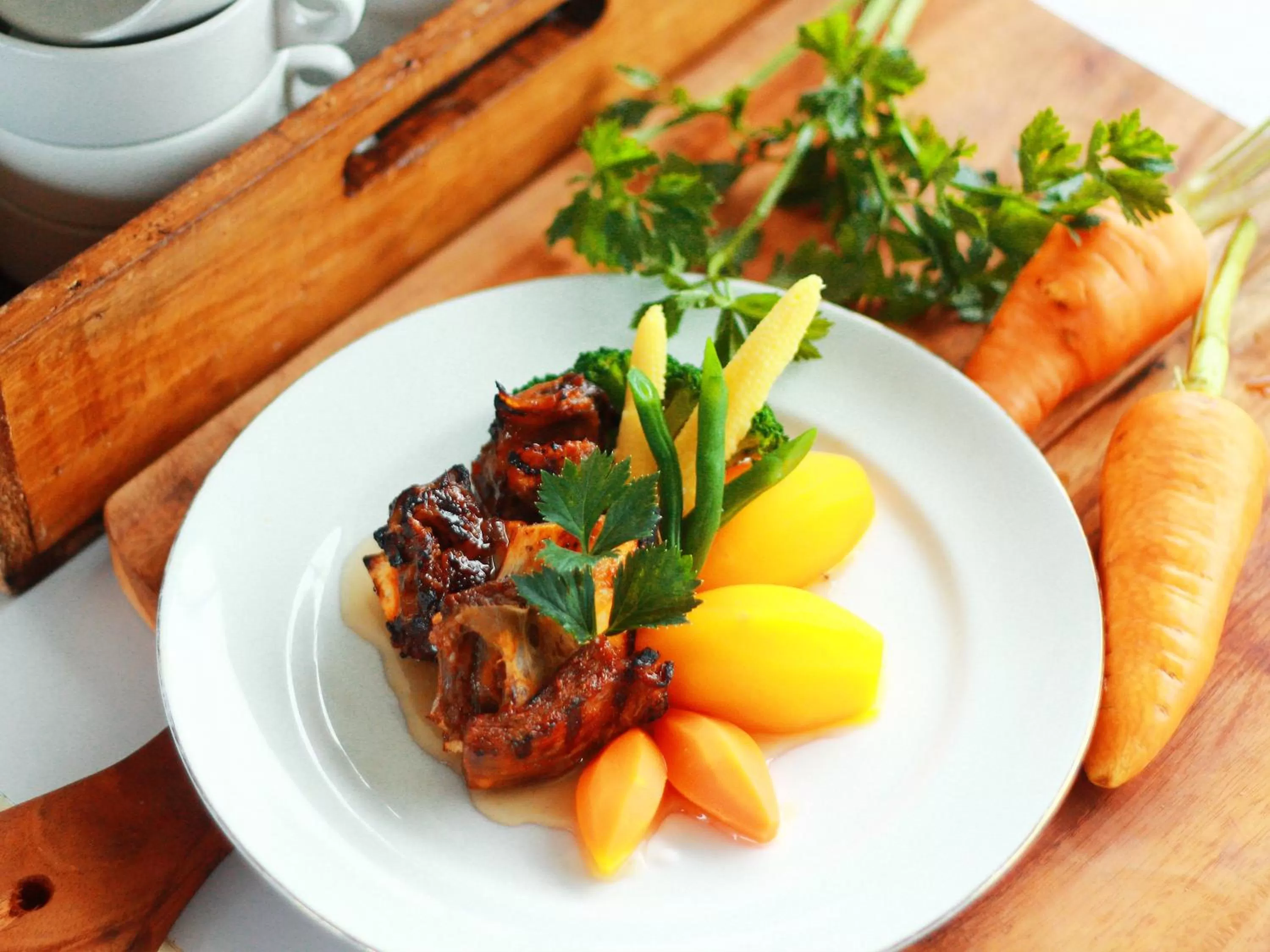 Restaurant/places to eat in Ibis Padang