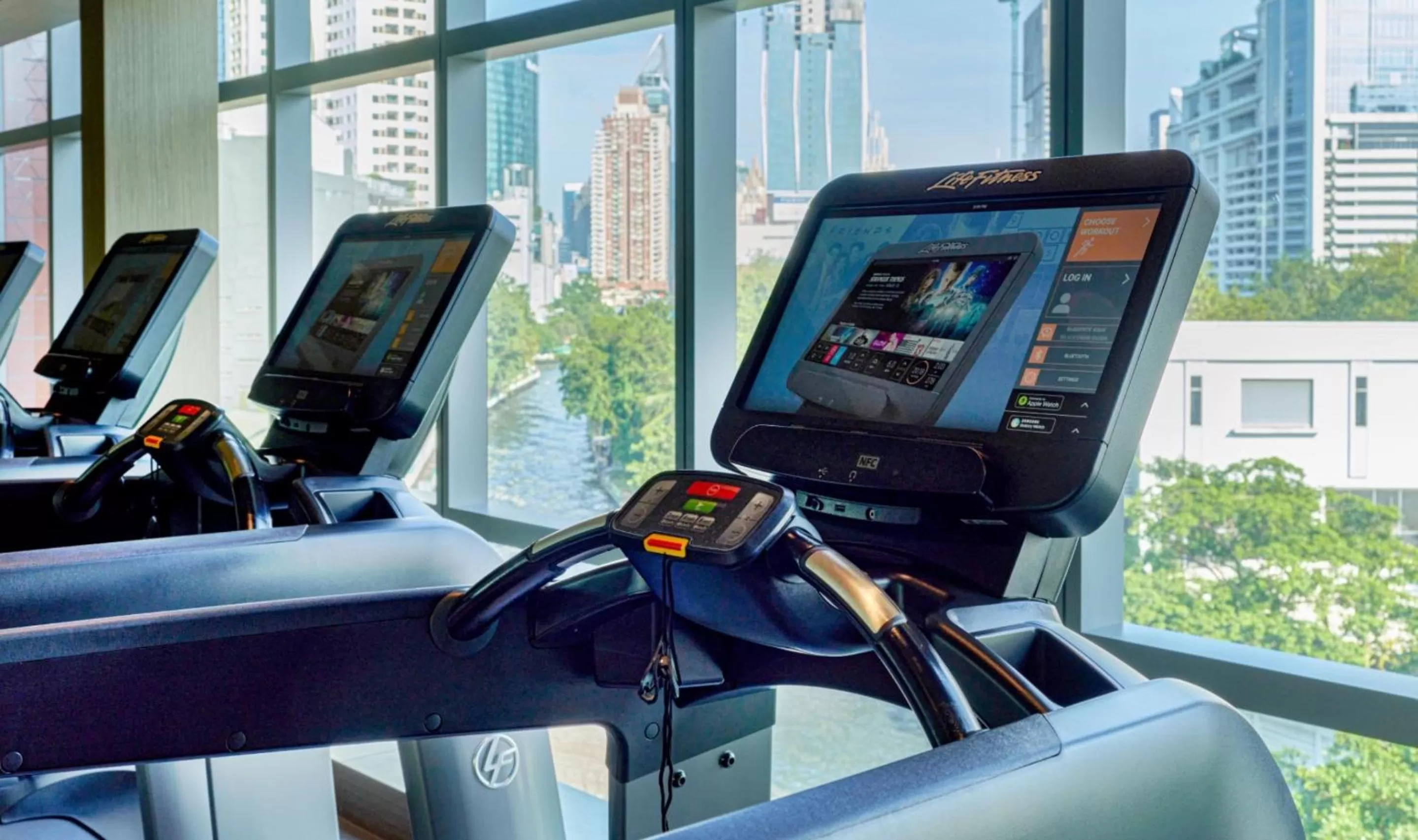 Fitness centre/facilities in Chatrium Grand Bangkok