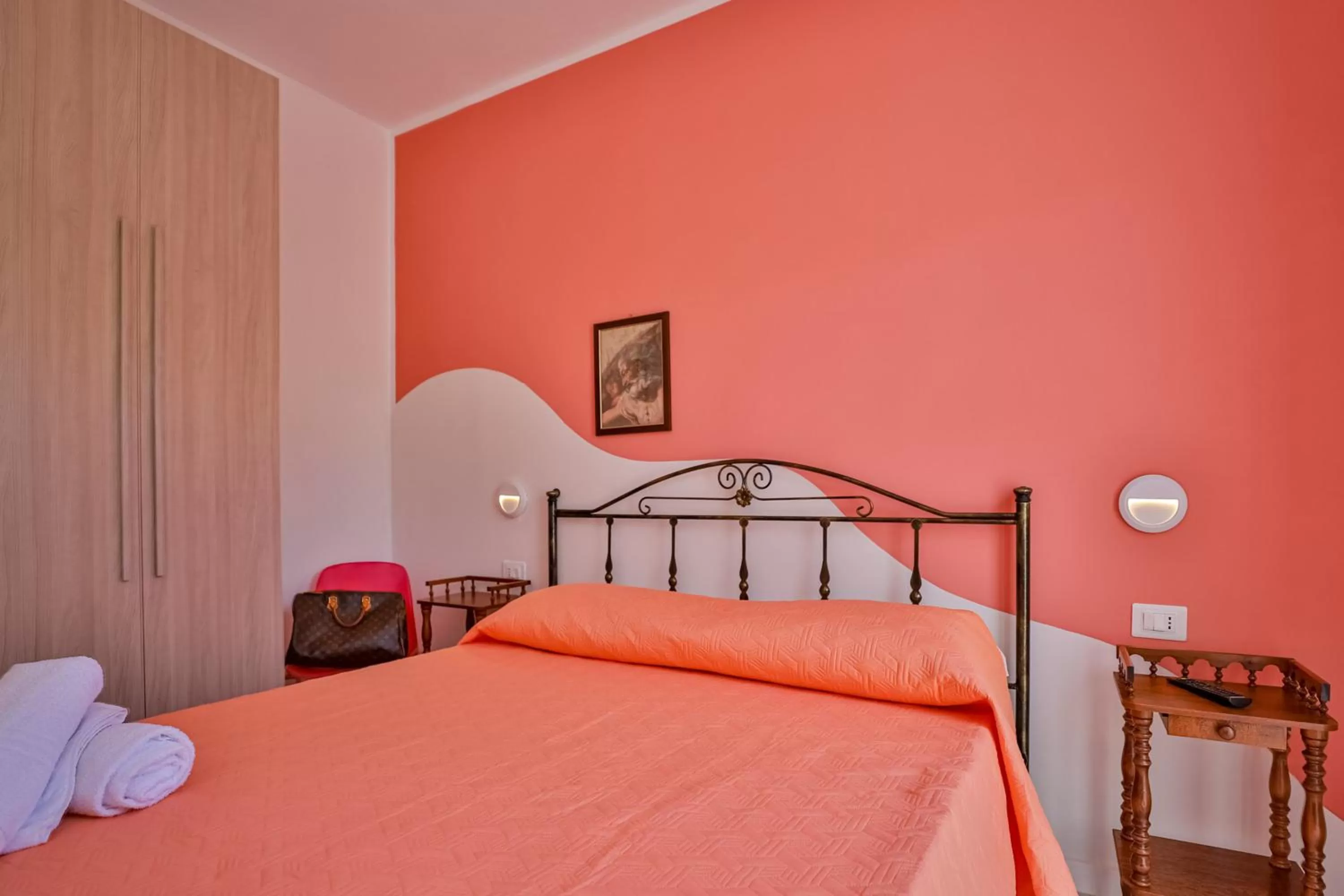 Bedroom, Bed in Il Pineto Paestum Food & Rooms