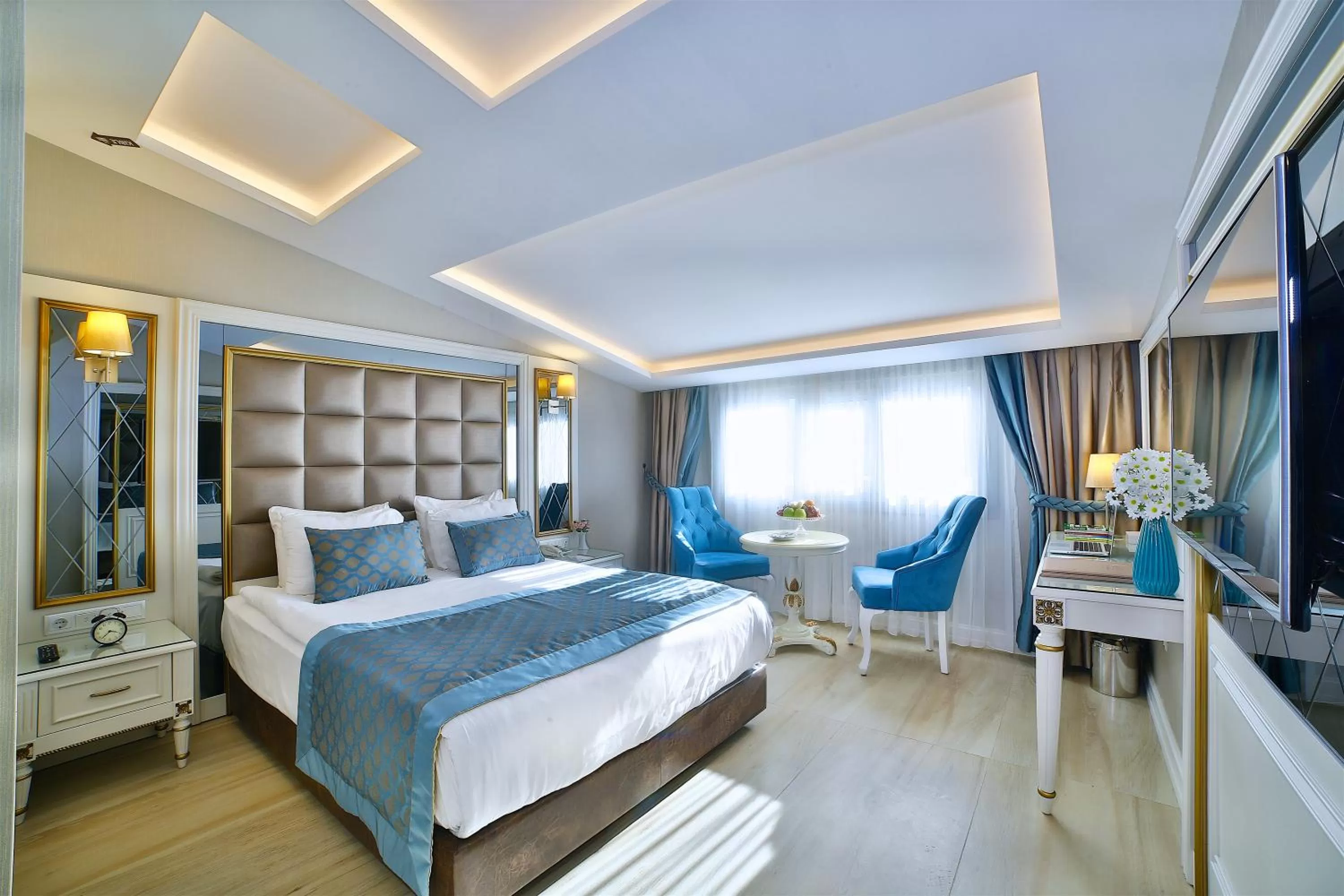 Photo of the whole room, Bed in Büke Hotel Şişli