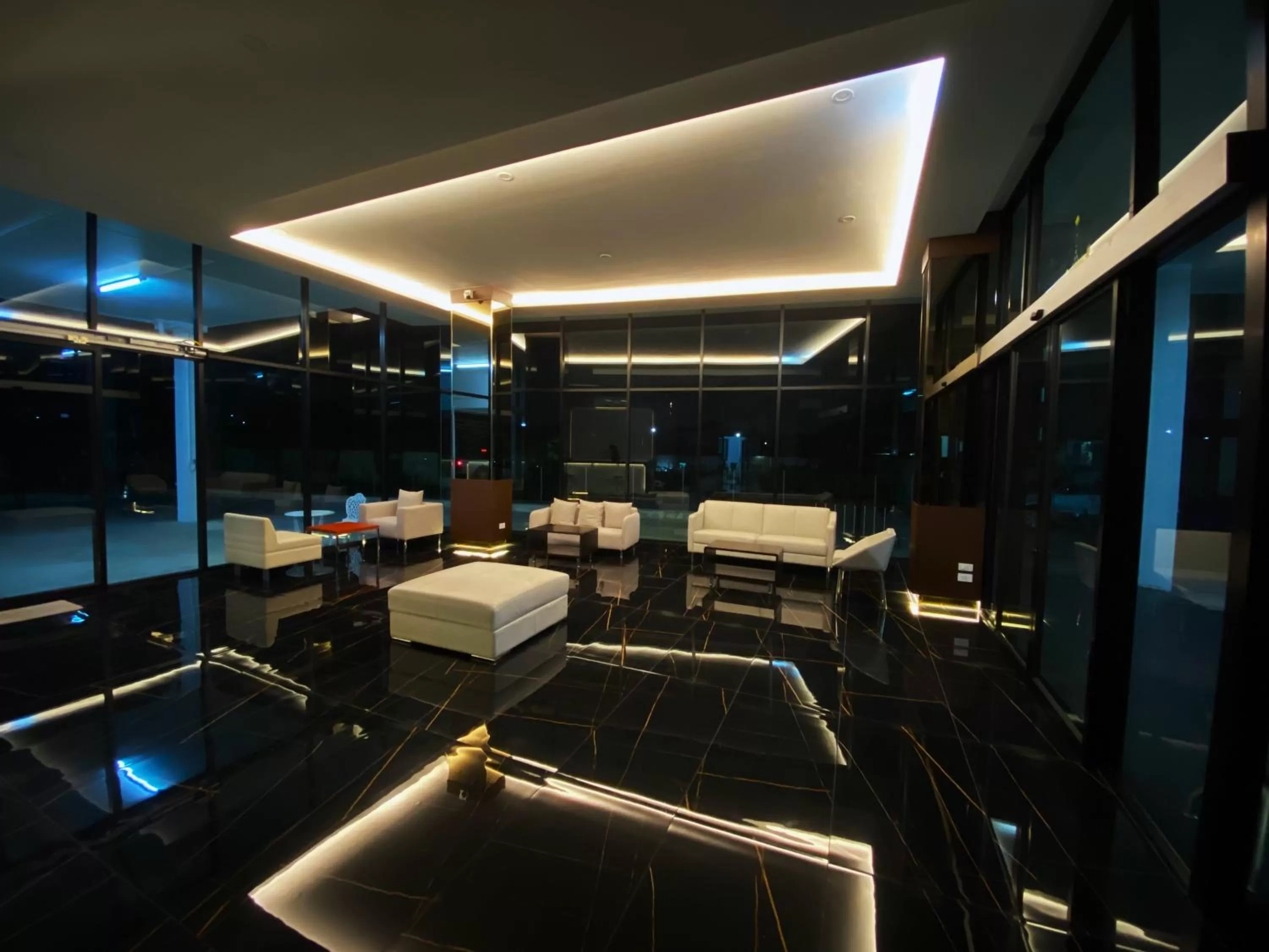 Lobby or reception in GEEN Hotel Chonburi