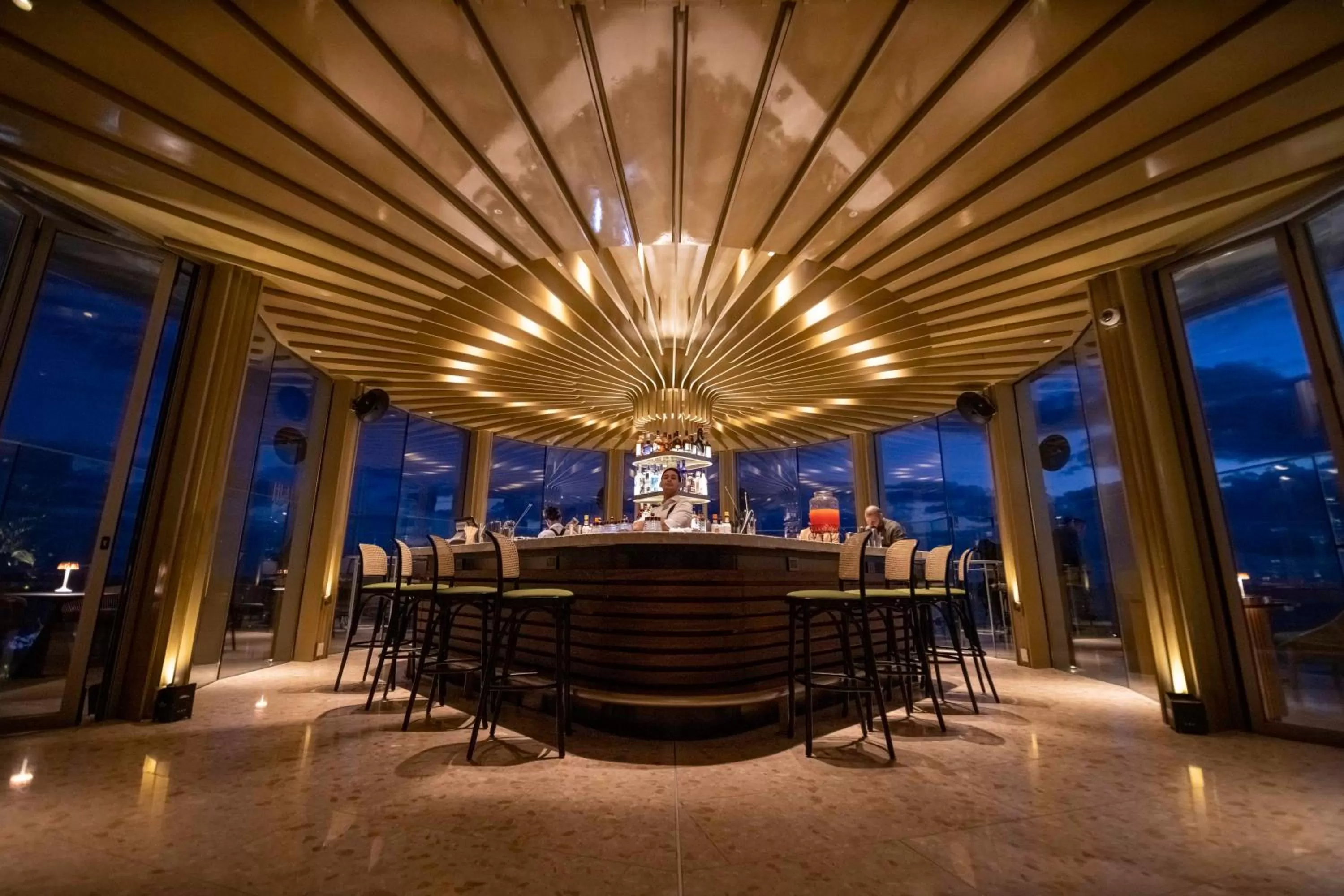 Restaurant/places to eat in The Grand Hotel