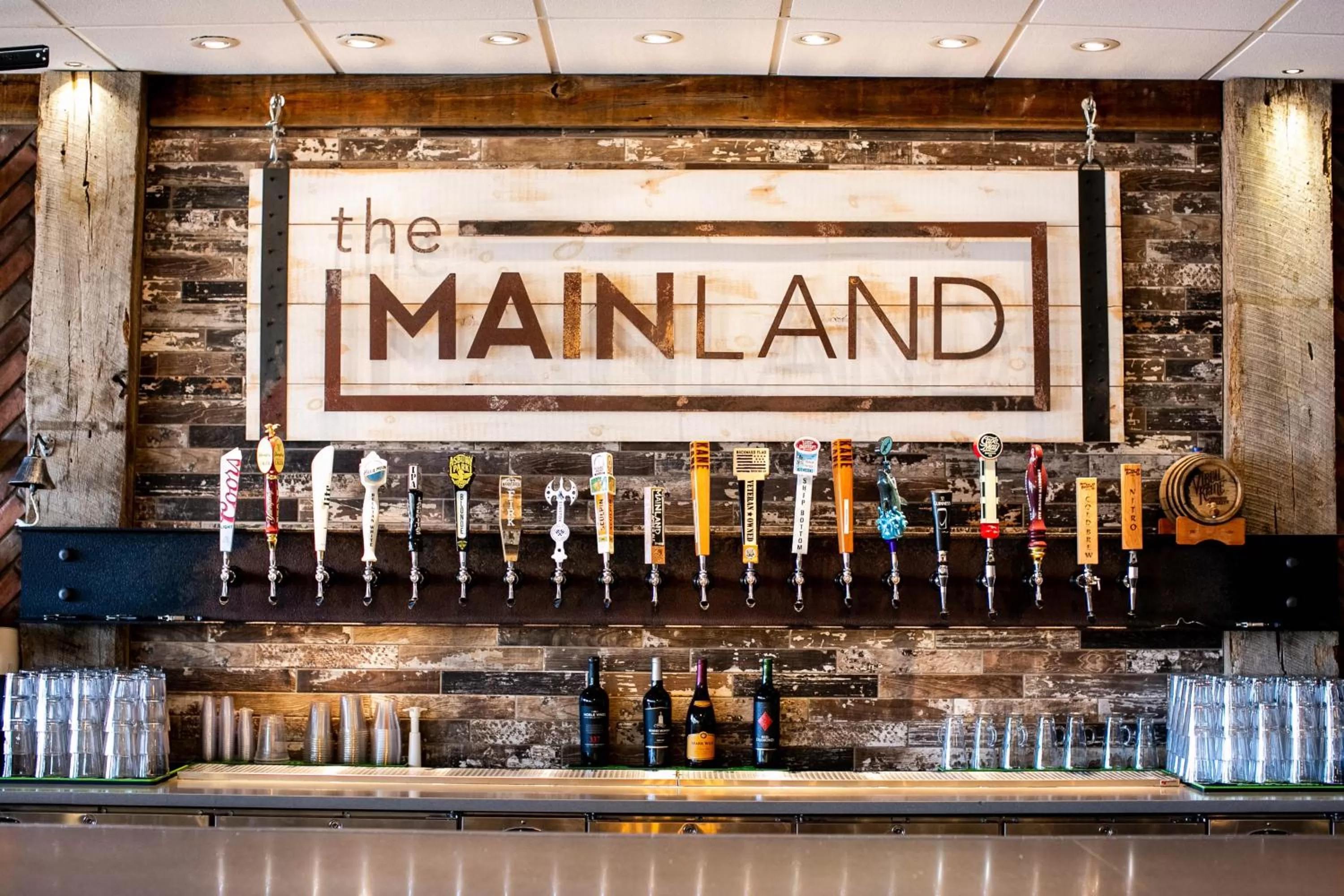 Restaurant/places to eat in Holiday Inn Manahawkin/Long Beach Island by IHG