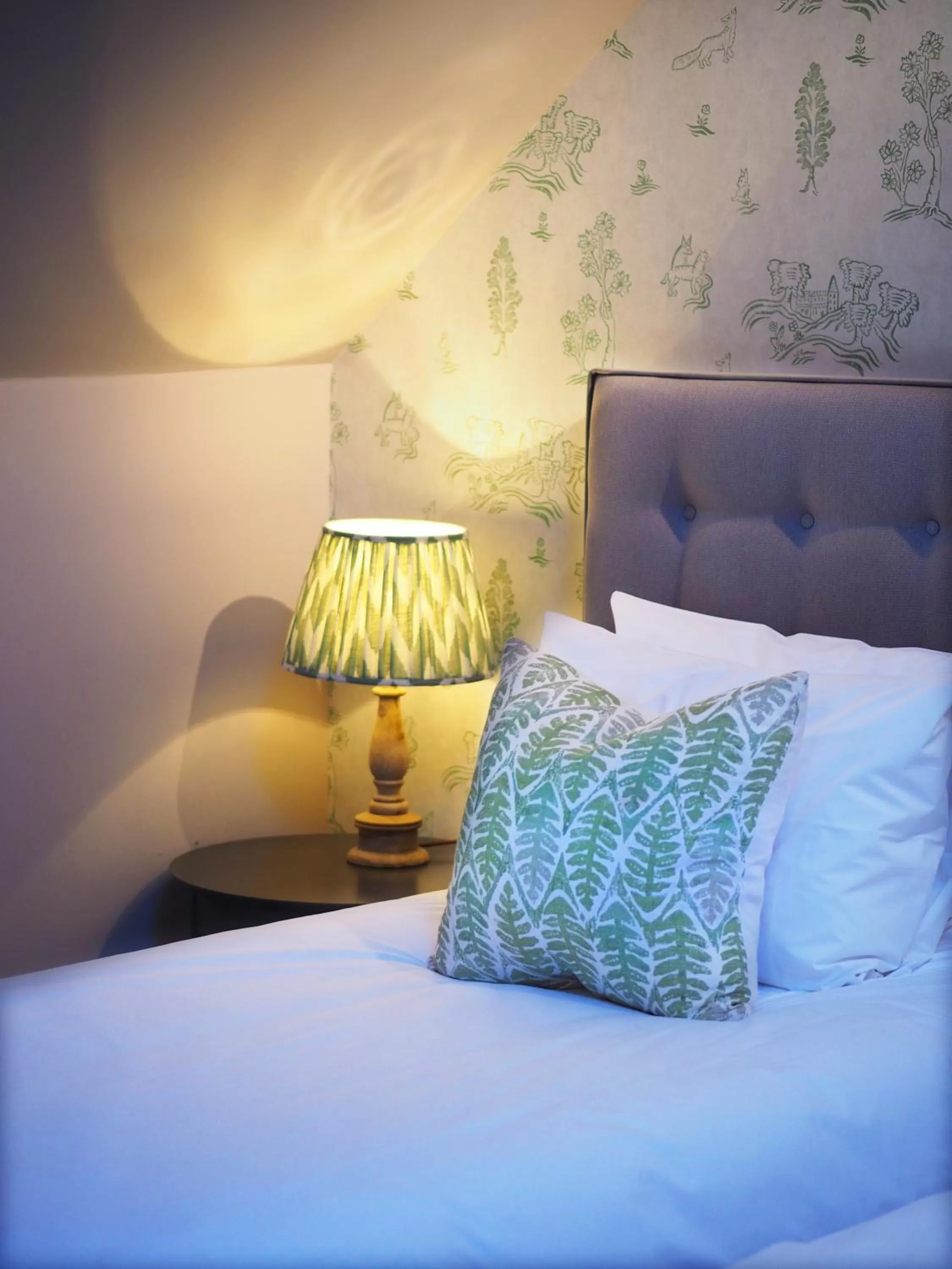 Bed in Bear and Ragged Staff