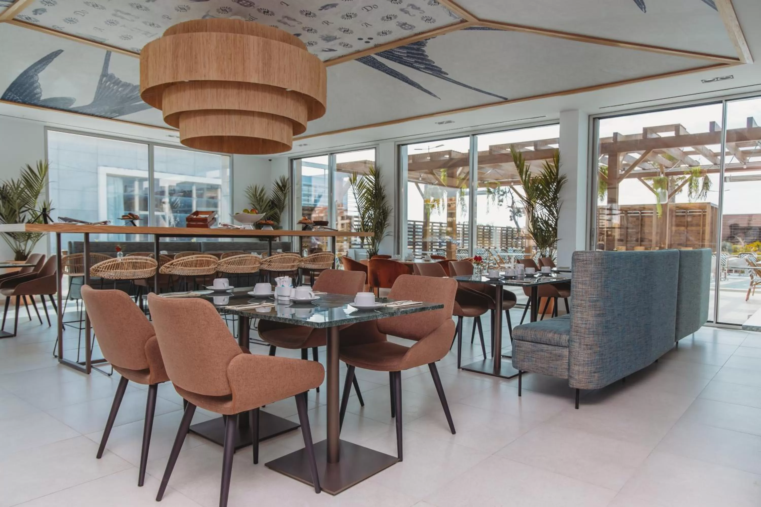 Restaurant/places to eat in Praia do Sal Resort