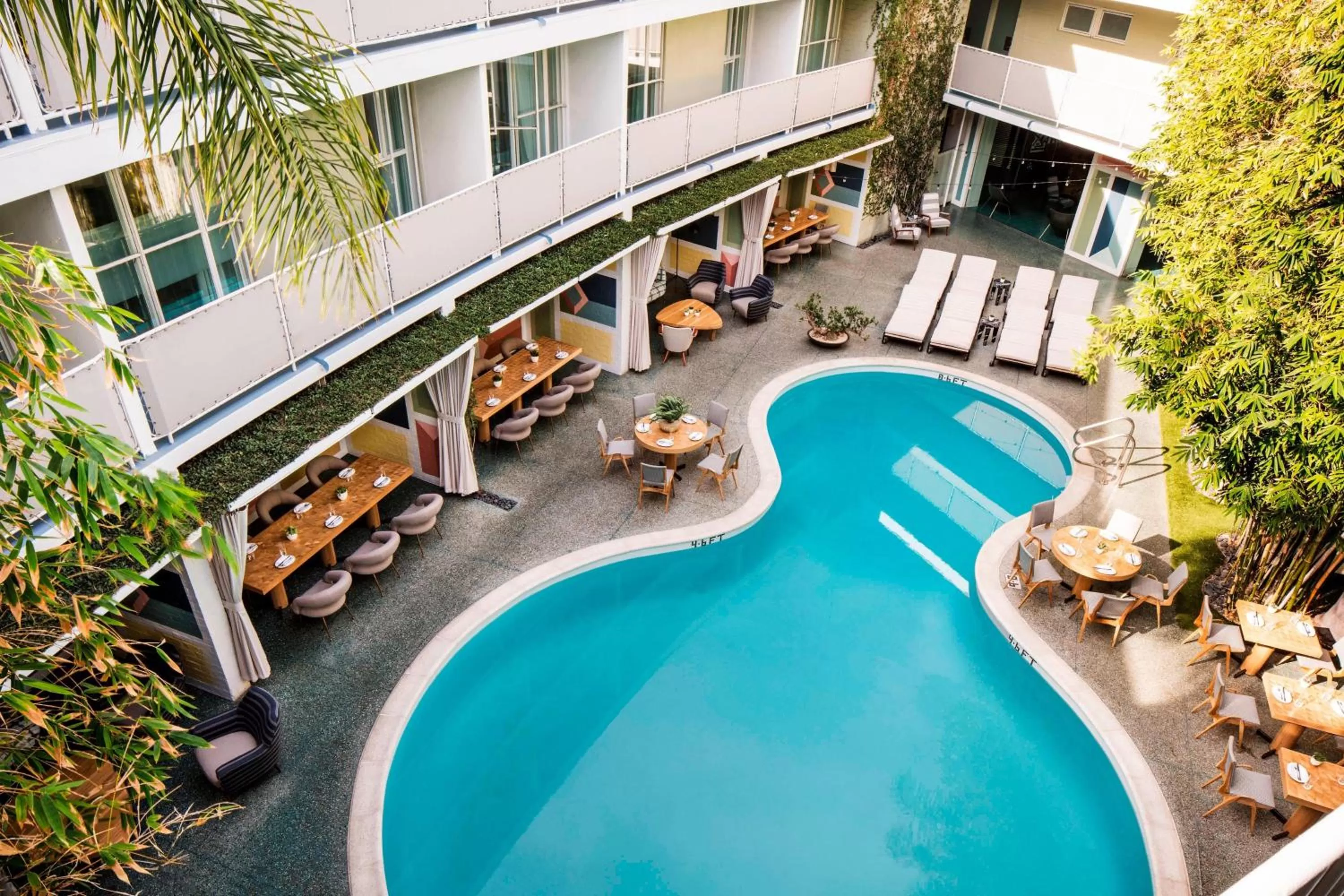 Balcony/Terrace in Avalon Hotel Beverly Hills, a Member of Design Hotels