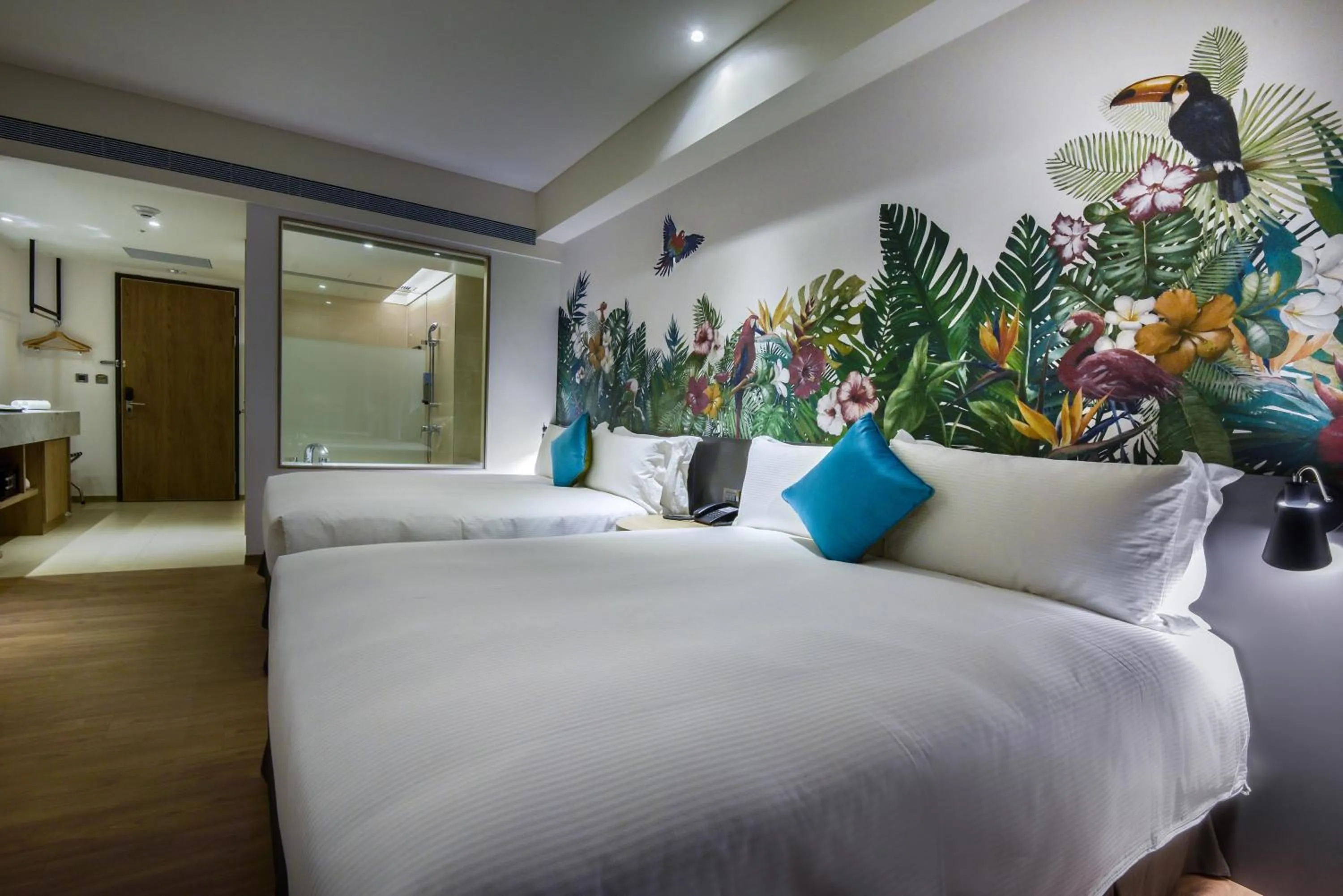 Photo of the whole room, Bed in Just Sleep Kaohsiung Station