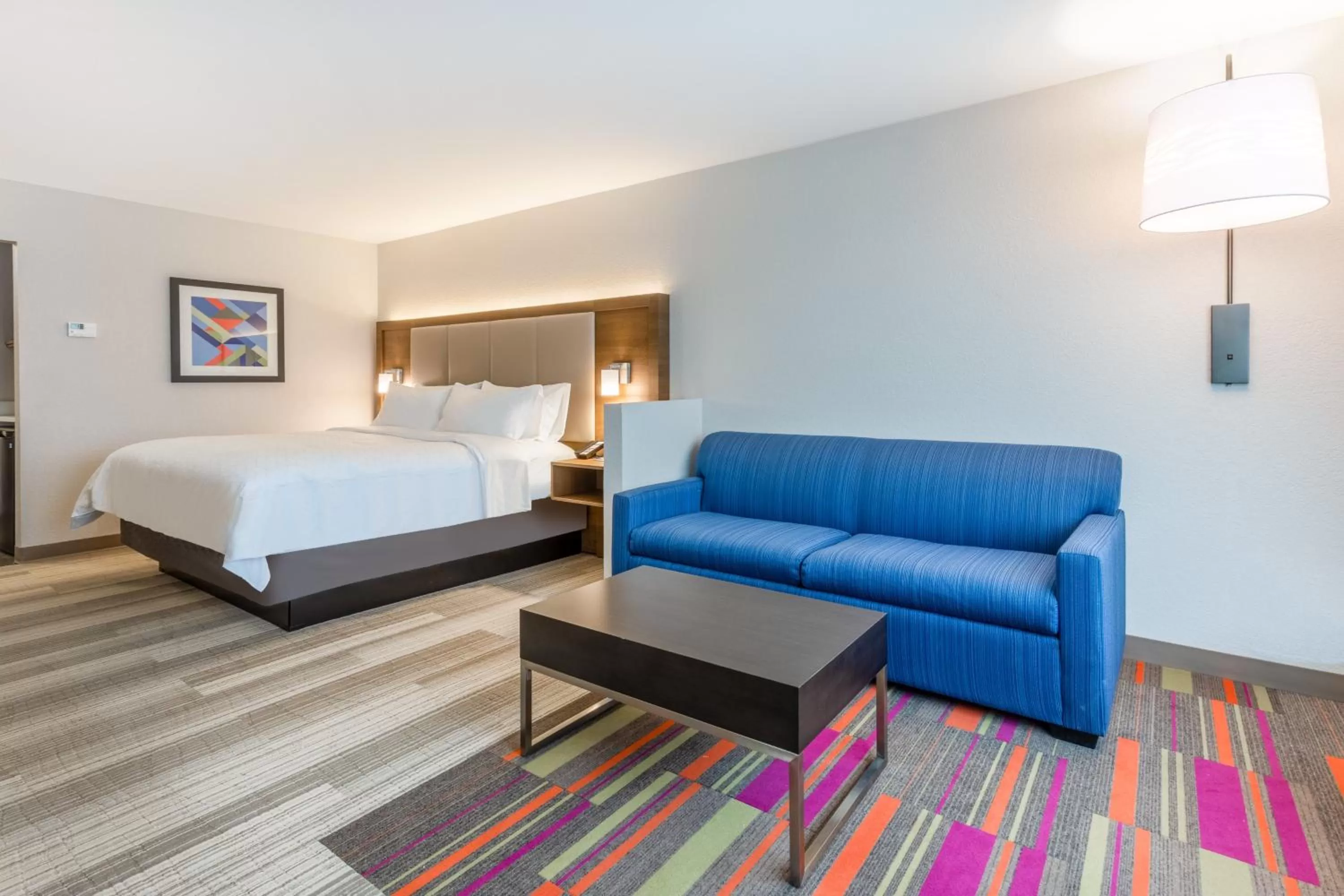 Photo of the whole room, Bed in Holiday Inn Express & Suites - Florence - Cincinnati Airport by IHG