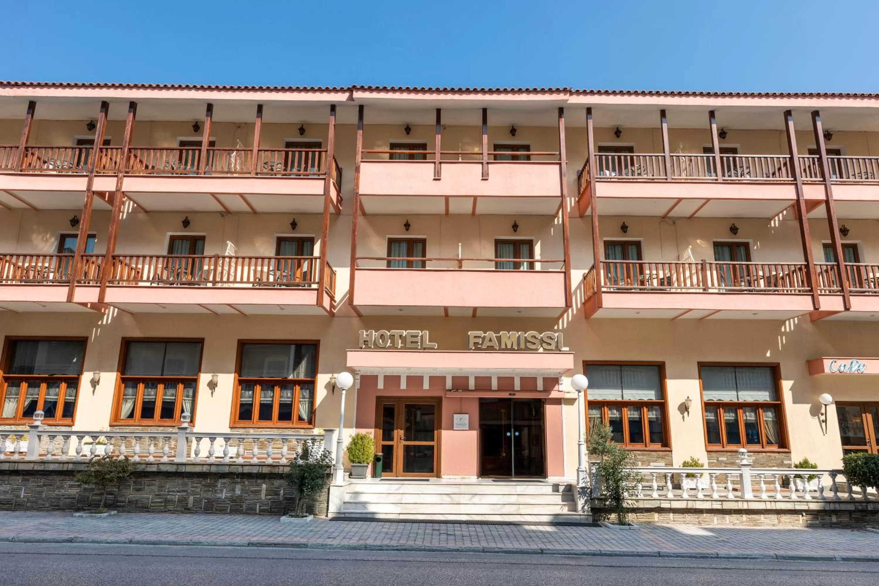 Property building in Famissi Hotel