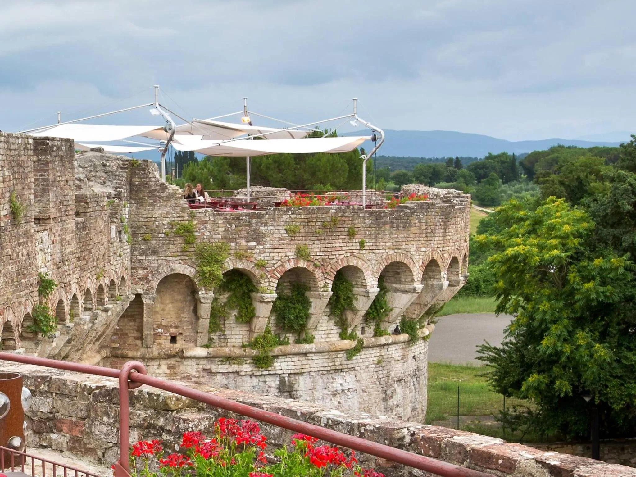 Restaurant/places to eat in Hotel Palazzo Renieri - 3stelle S