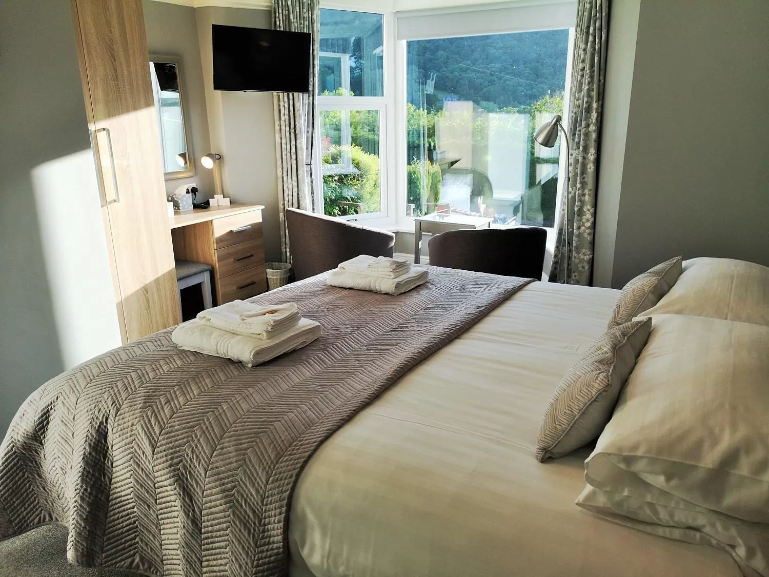 Bed in Aberconwy House B&B