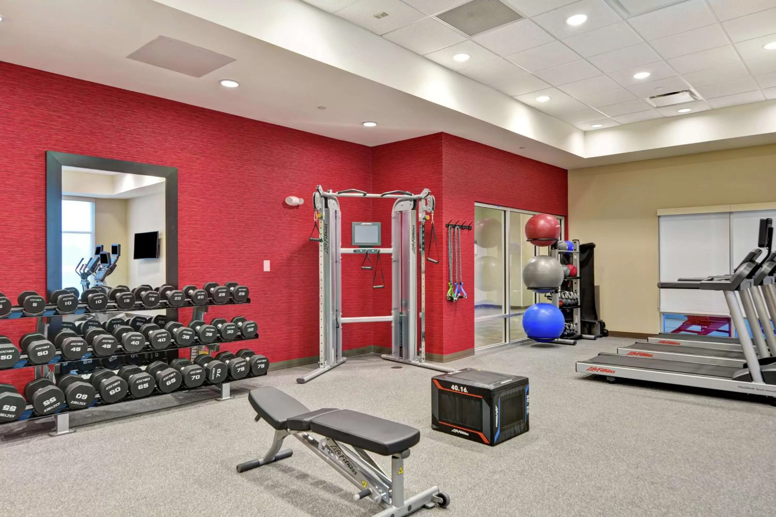 Fitness centre/facilities in Home2 Suites By Hilton Charlotte Piper Glen
