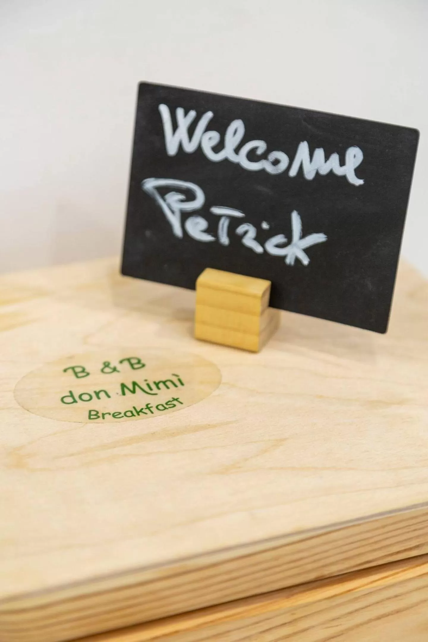 Decorative detail, Property Logo/Sign in b&b don Mimì