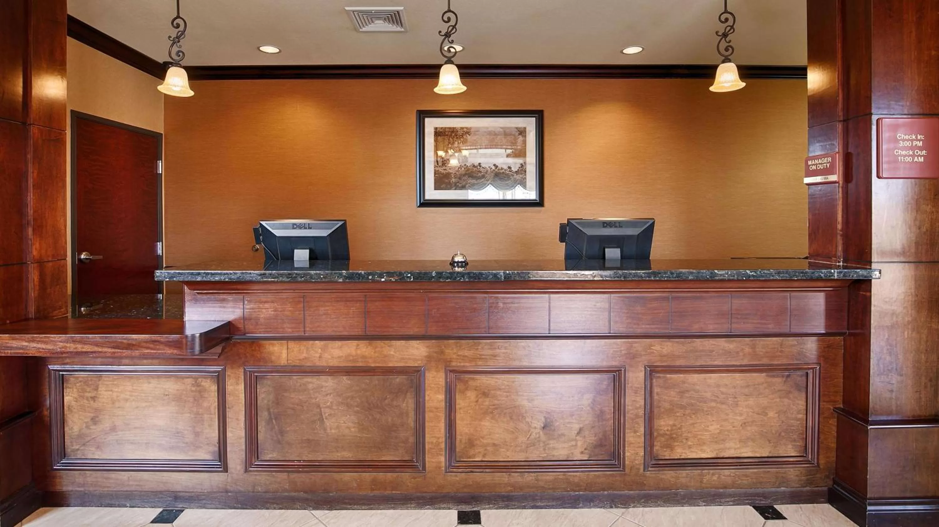 Lobby or reception in Best Western Orange Inn & Suites