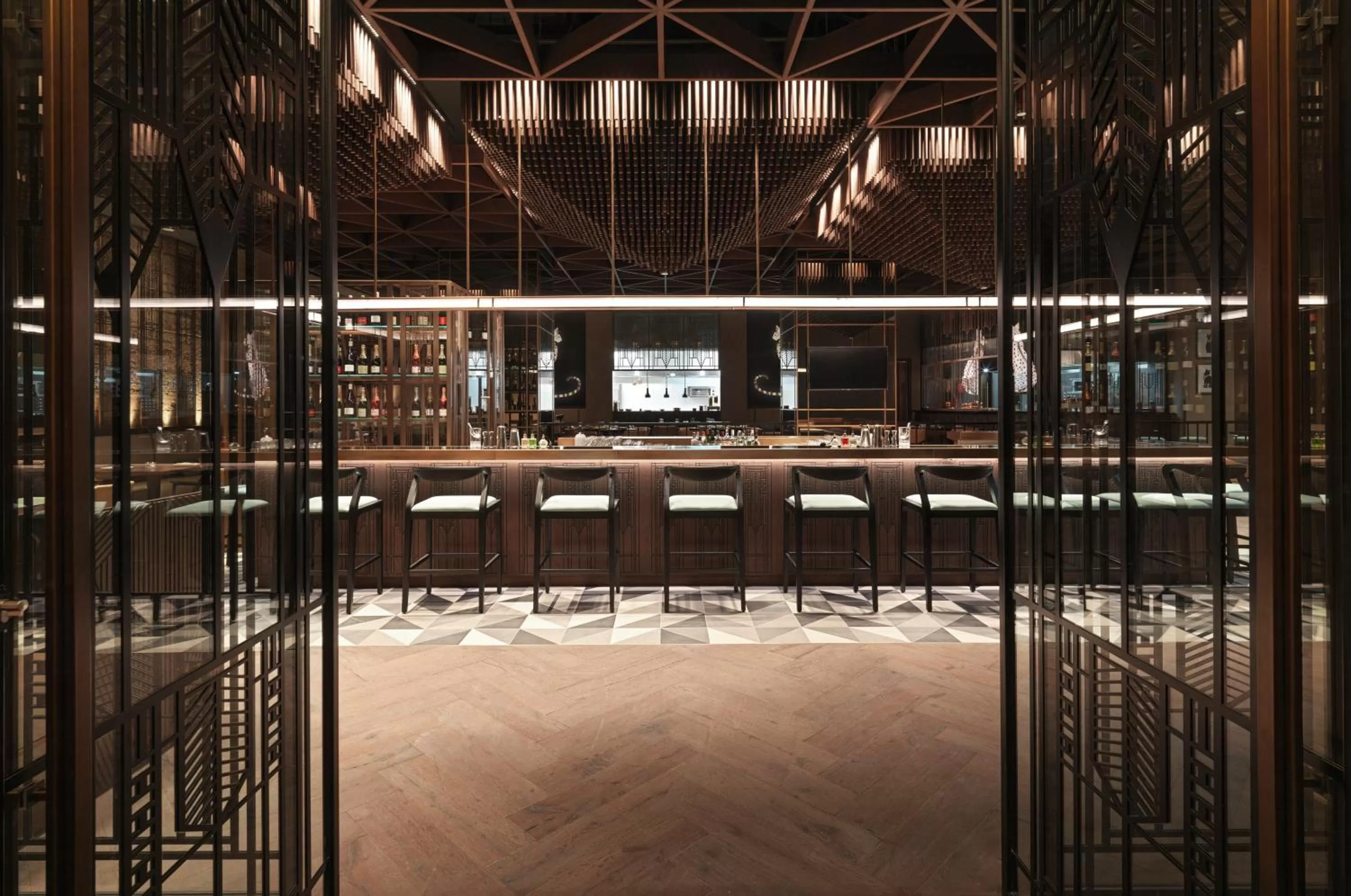 Restaurant/places to eat in Sofitel Dubai The Obelisk