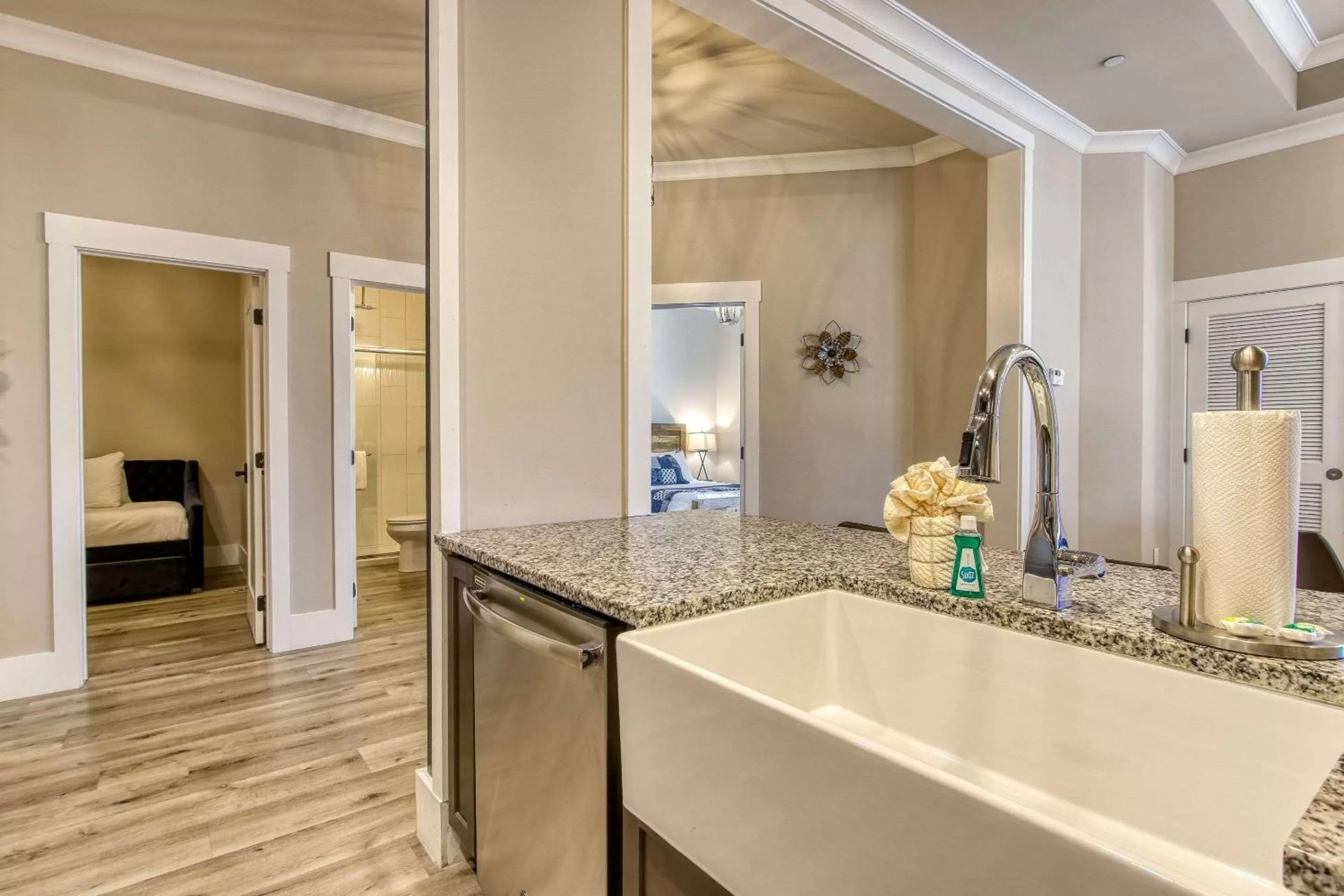 Bathroom in Central Hotel, Ascend Hotel Collection