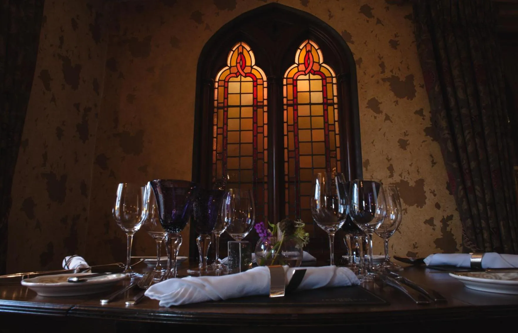 Restaurant/places to eat in The Horseshoe Inn