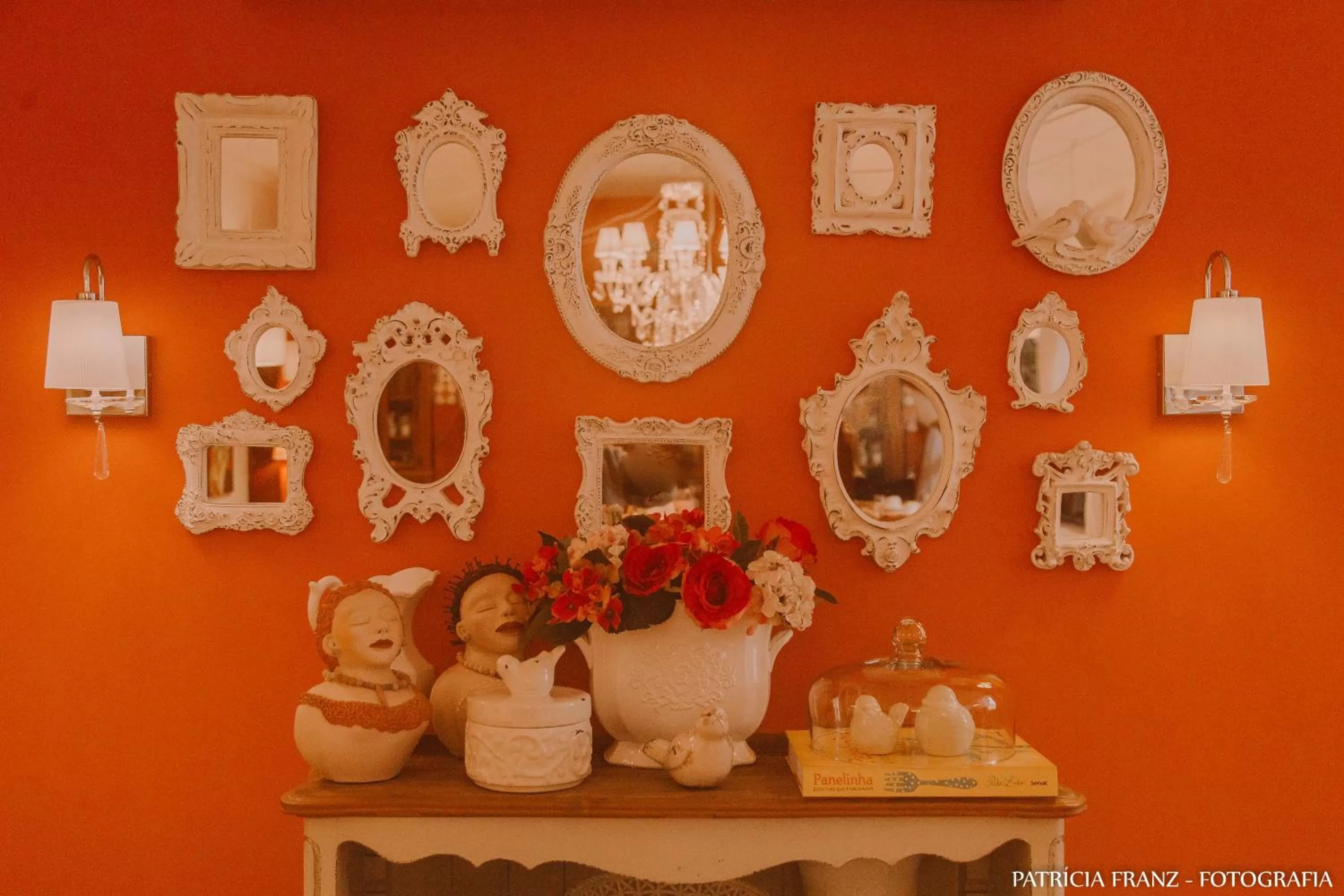 Decorative detail in Pousada Villa D'Ouro