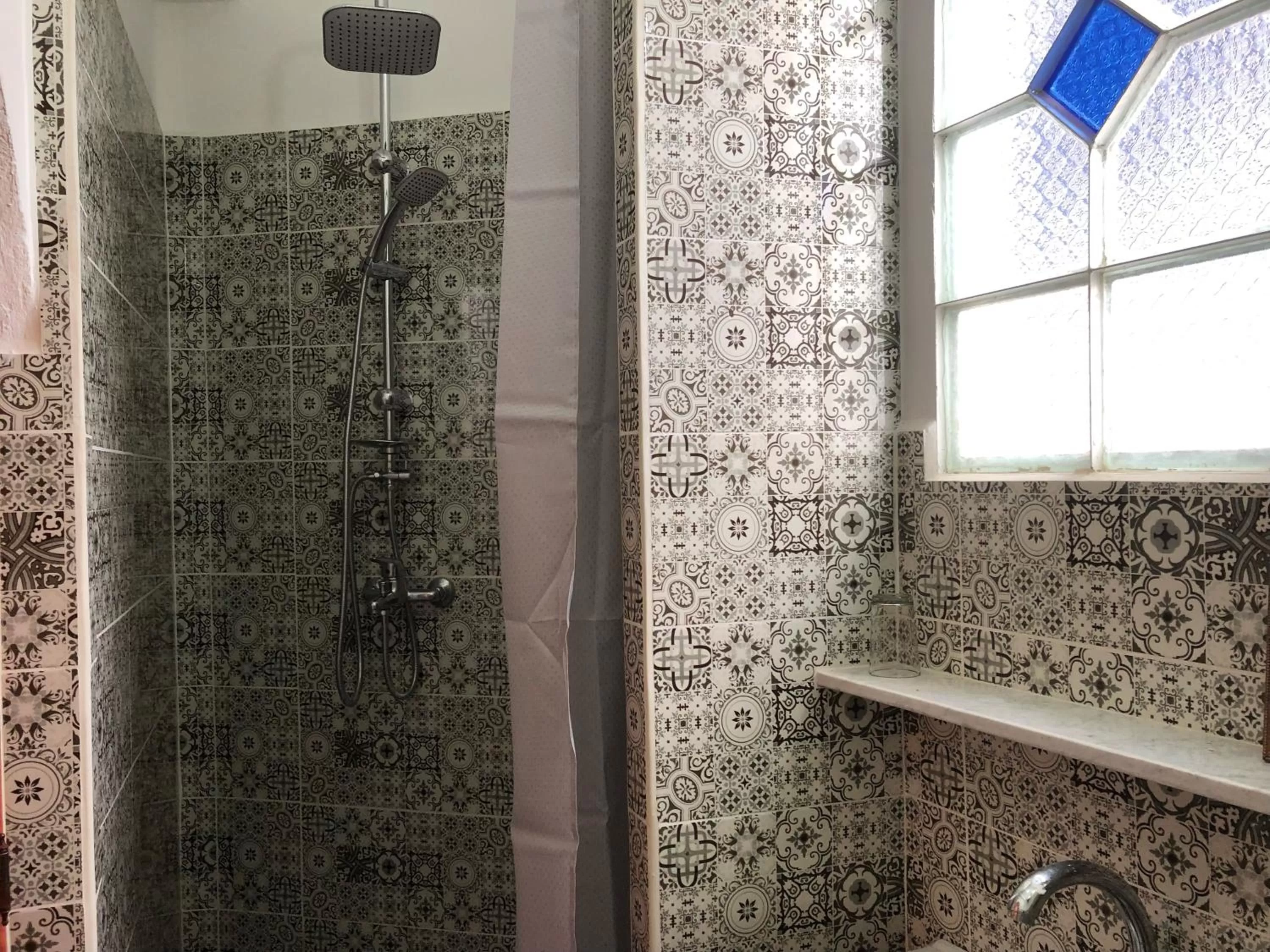 Shower, Bathroom in Dar Fatima