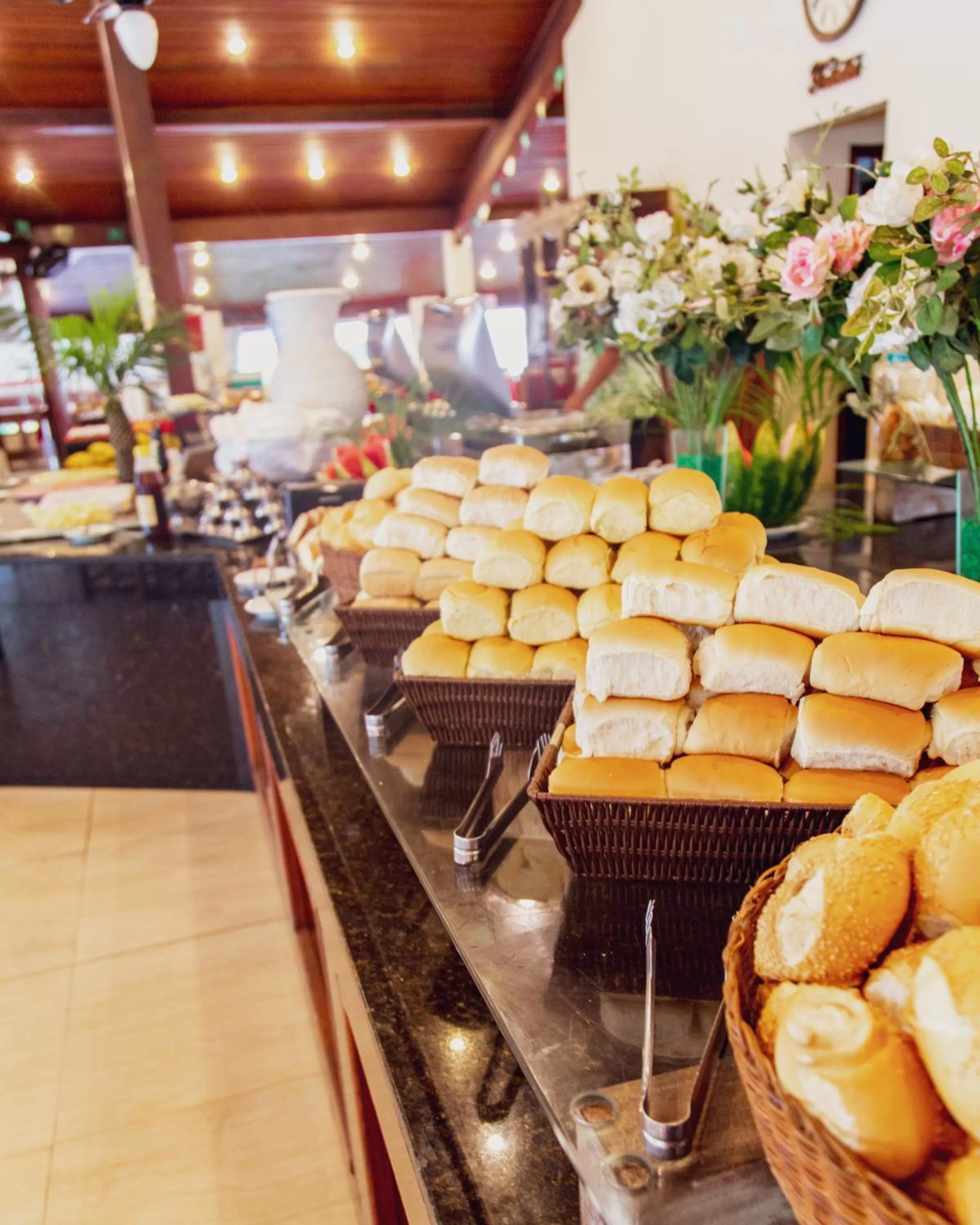 Breakfast in Bosque do Porto Praia Hotel