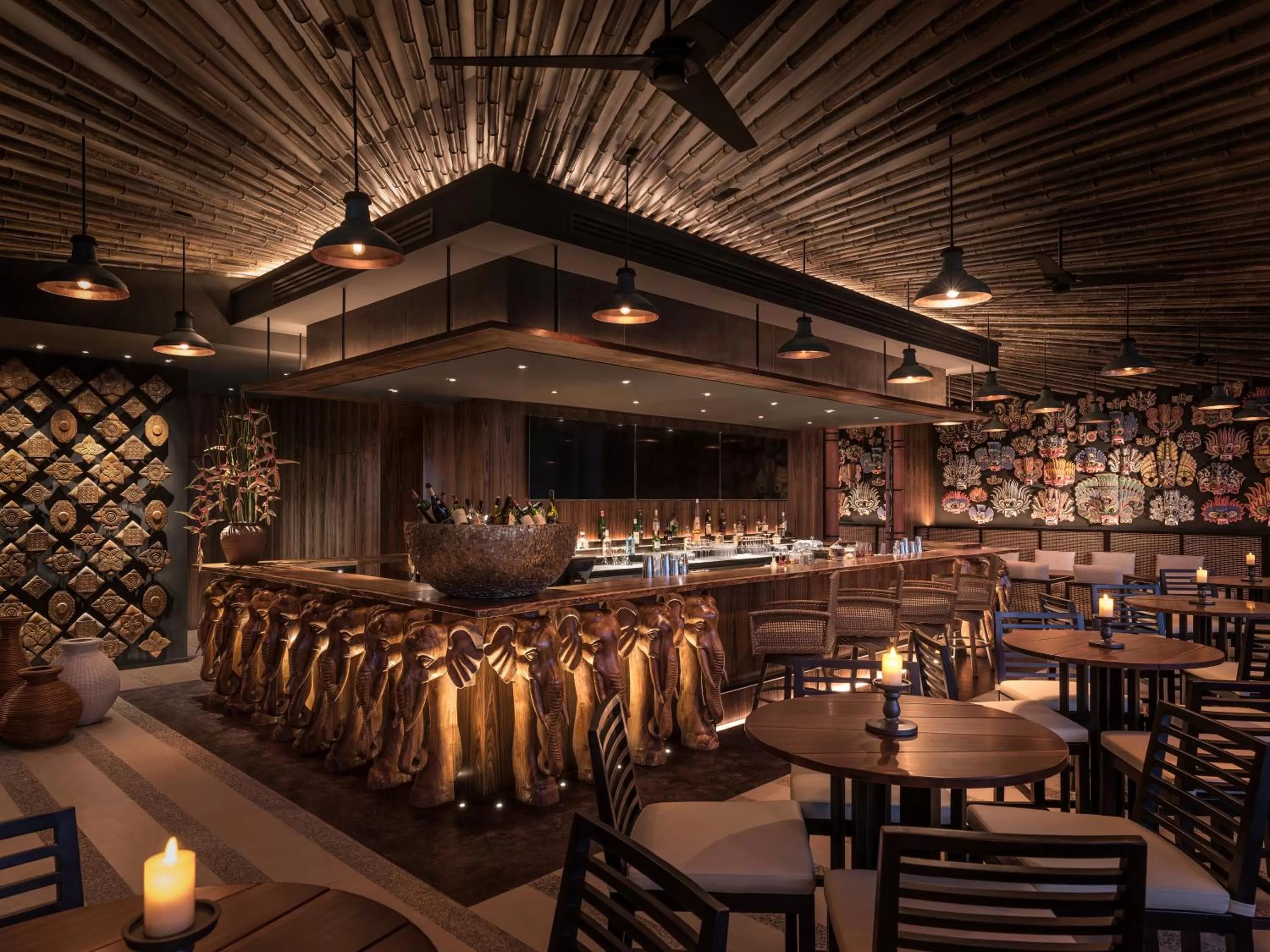 Lounge or bar in Shangri-La Colombo