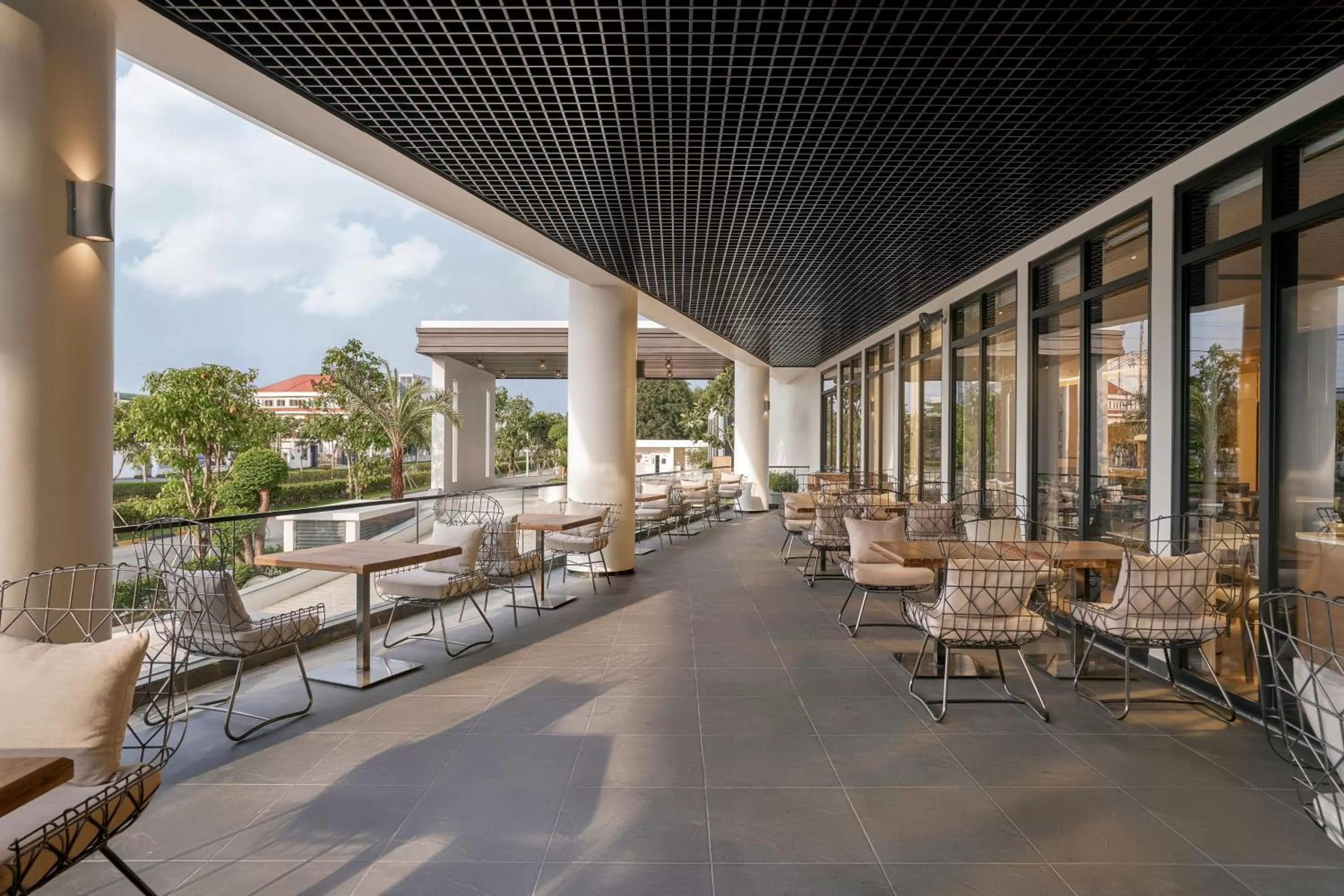 Restaurant/places to eat in Fairfield by Marriott South Binh Duong