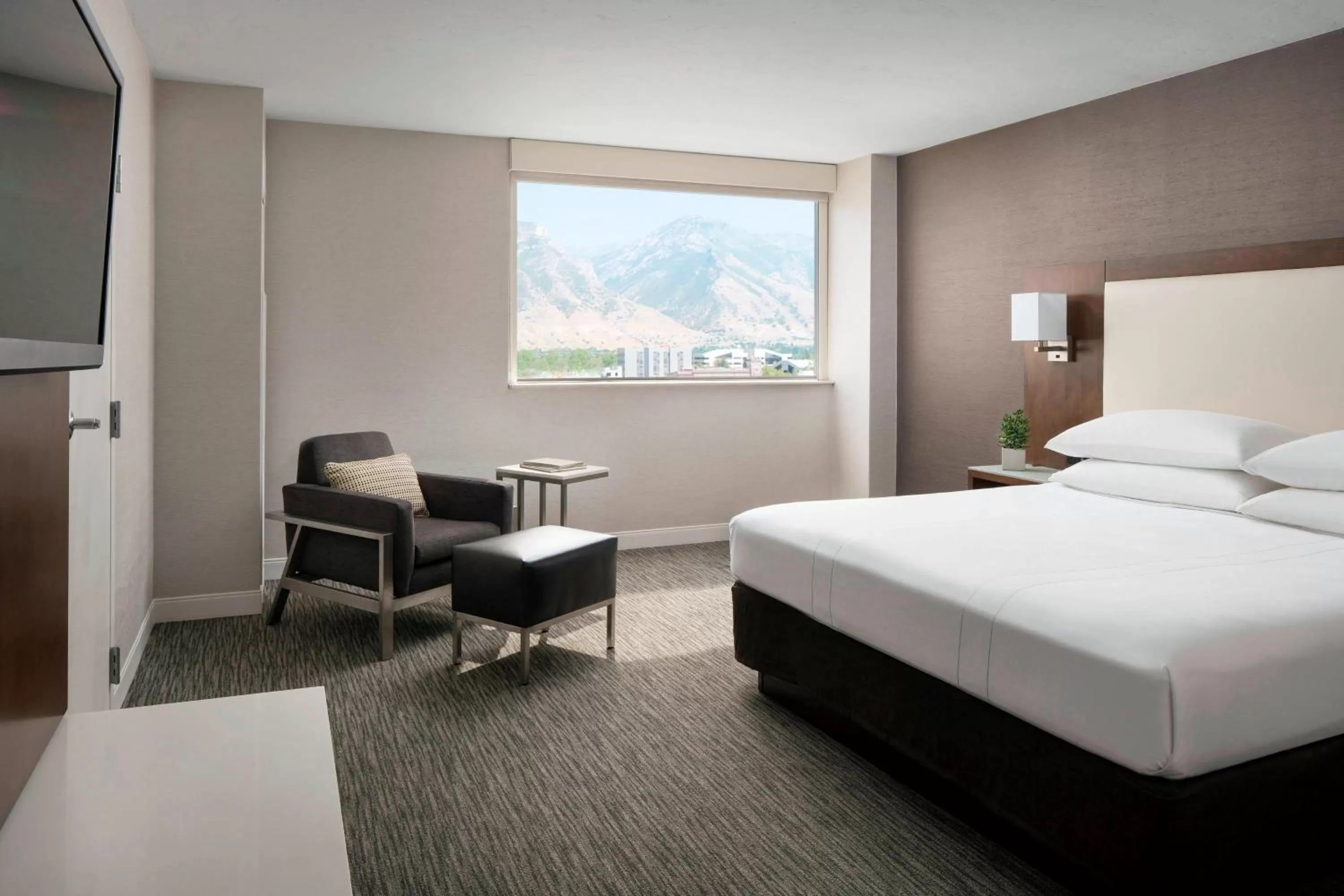 Bedroom, Bed in Provo Marriott Hotel & Conference Center