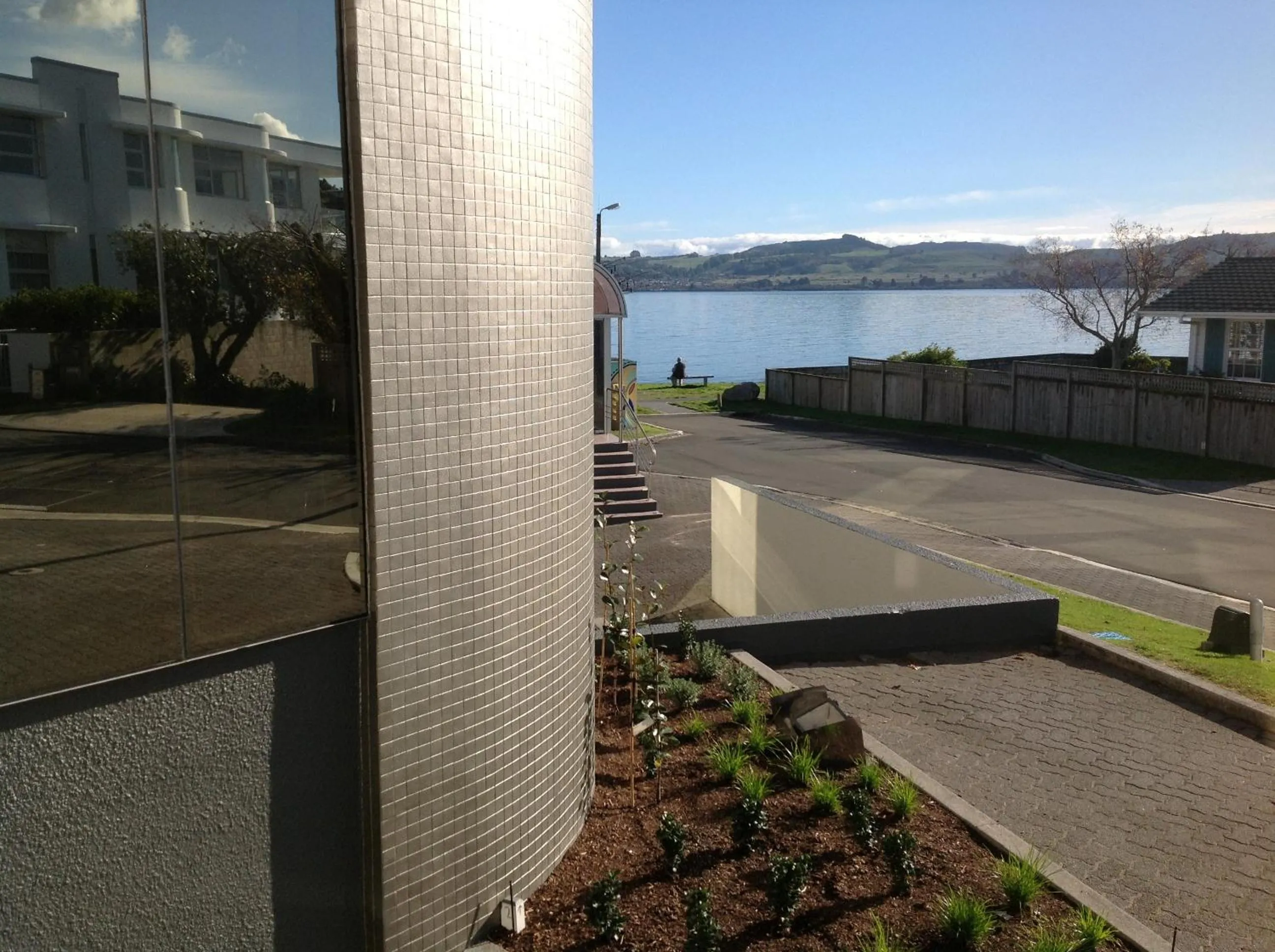 Facade/entrance in The Cove- On The Lake