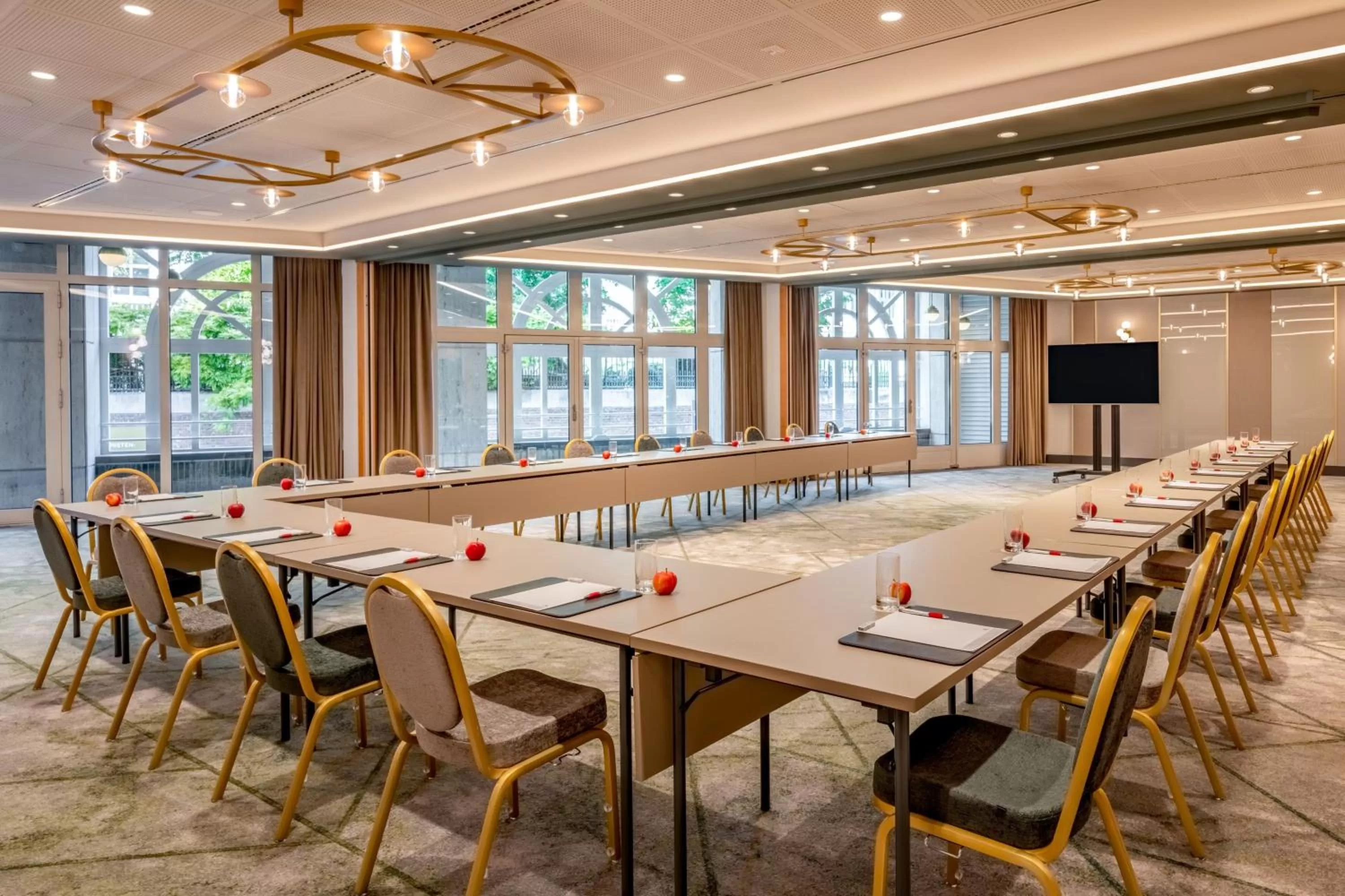 Meeting/conference room in Vienna Marriott Hotel