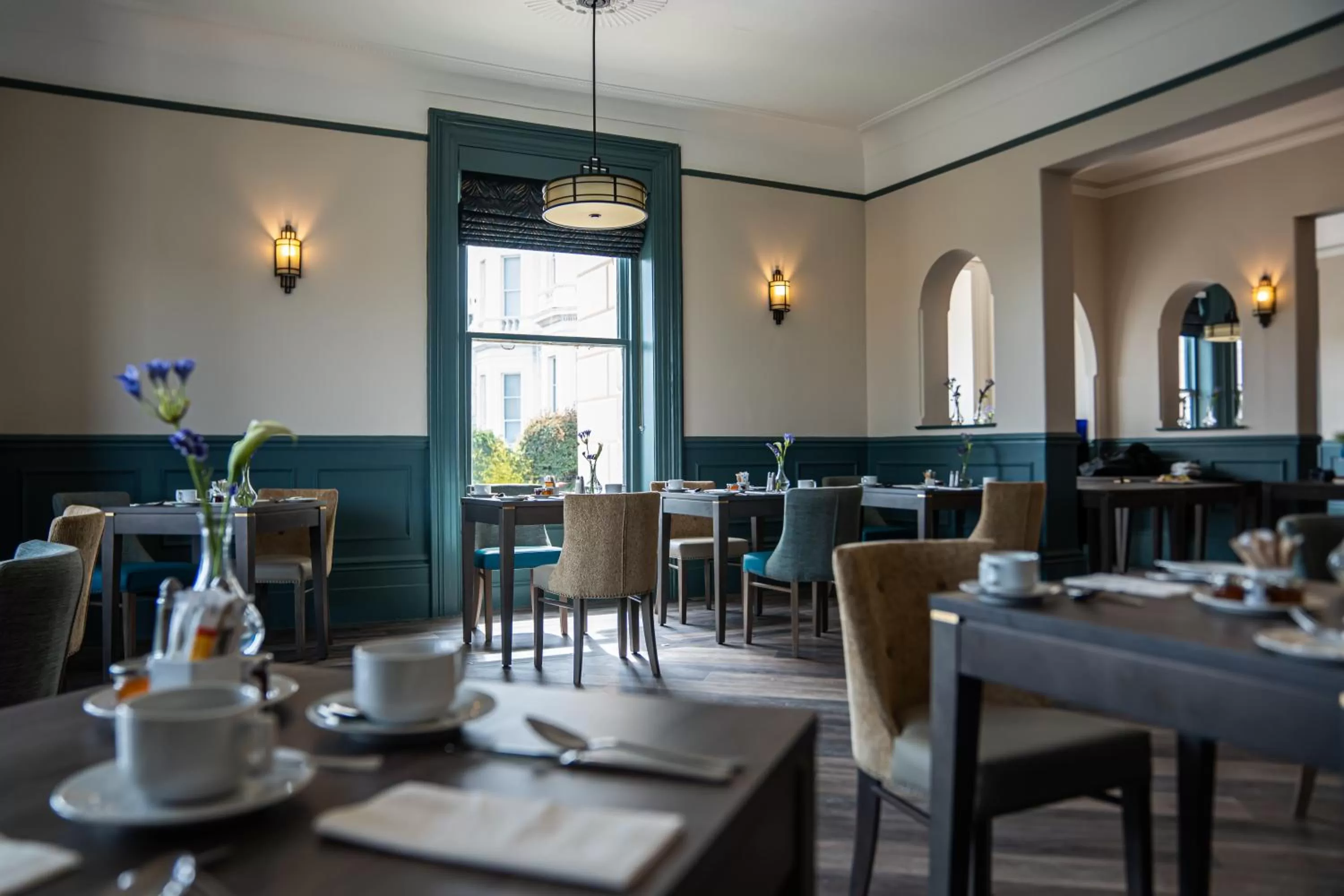 Restaurant/places to eat in The Lansdowne, Eastbourne