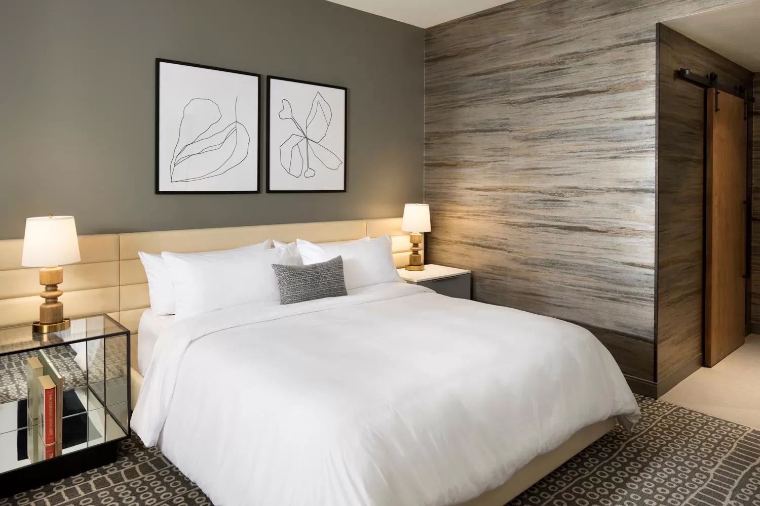 Bed in The MC, Autograph Collection