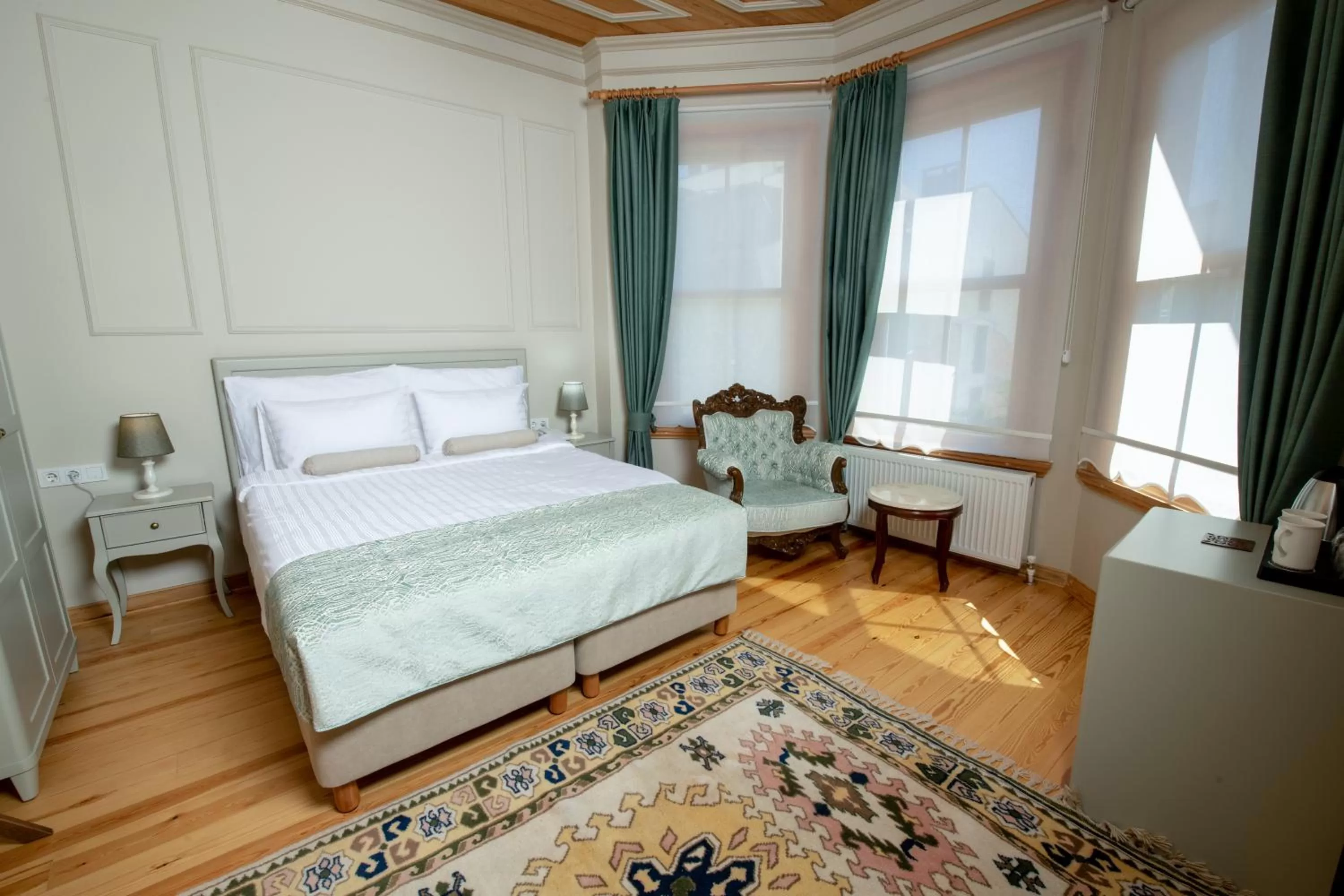 Bed in İkiz Konak Boutique Hotel