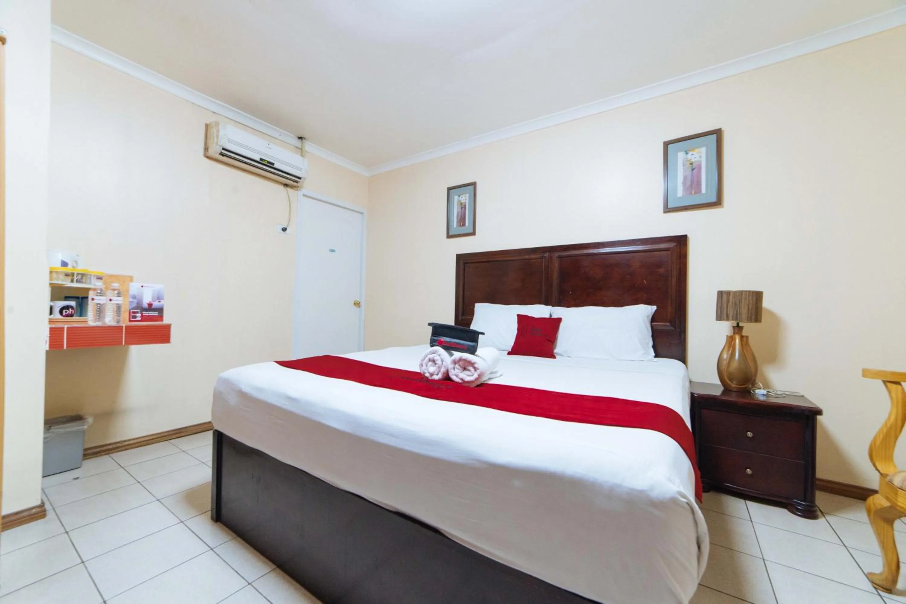 Bed in RedDoorz @ Clarkview 21st Street Angeles City