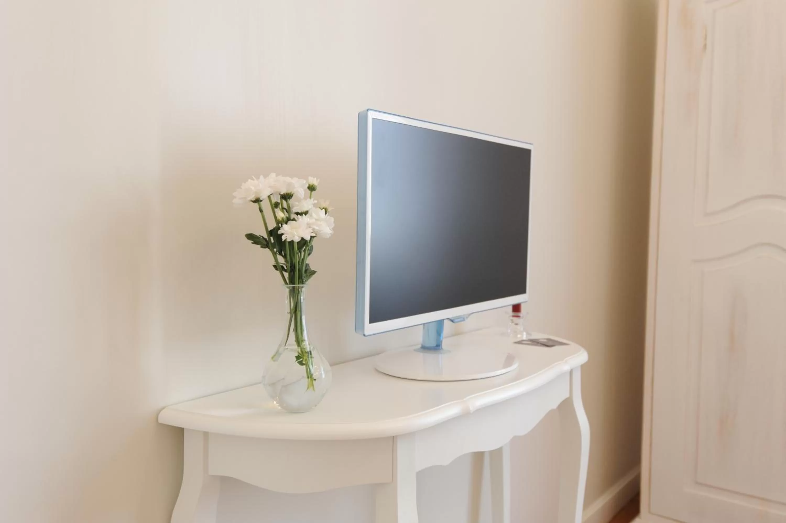 TV and multimedia in Residenza Borbonica