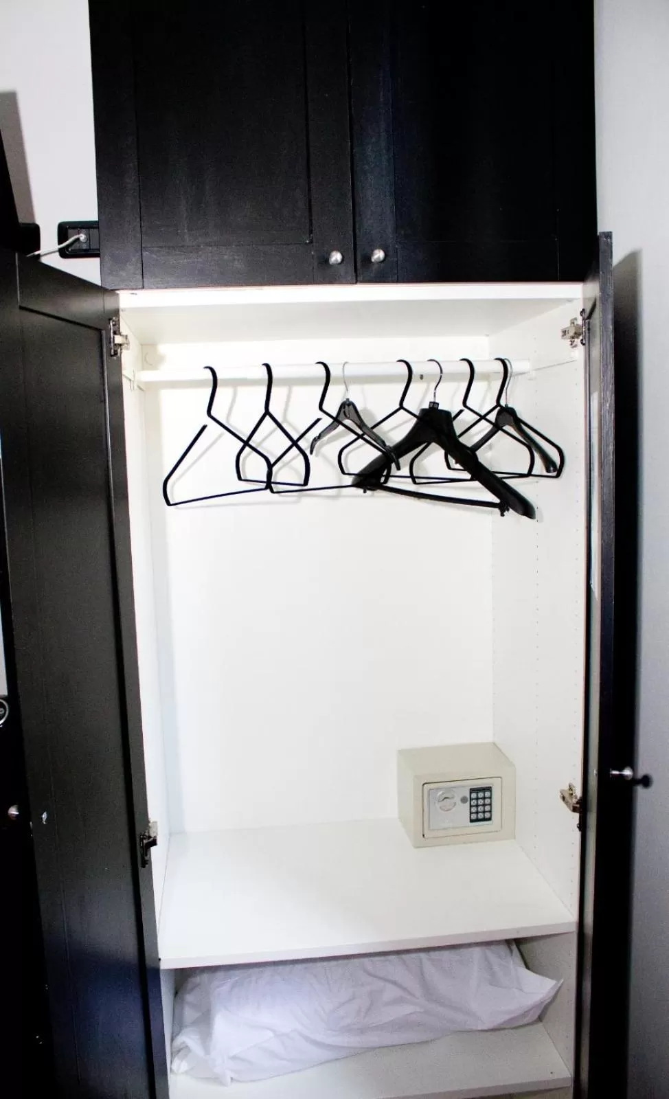 Bedroom, TV/Entertainment Center in IL MERCATO CENTRALE B and B